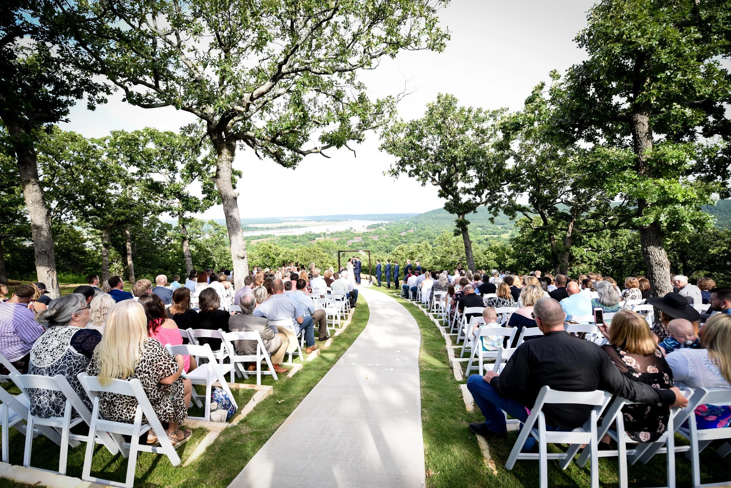 Modern Bright Light White Tulsa Wedding Venue 30b-min.jpg