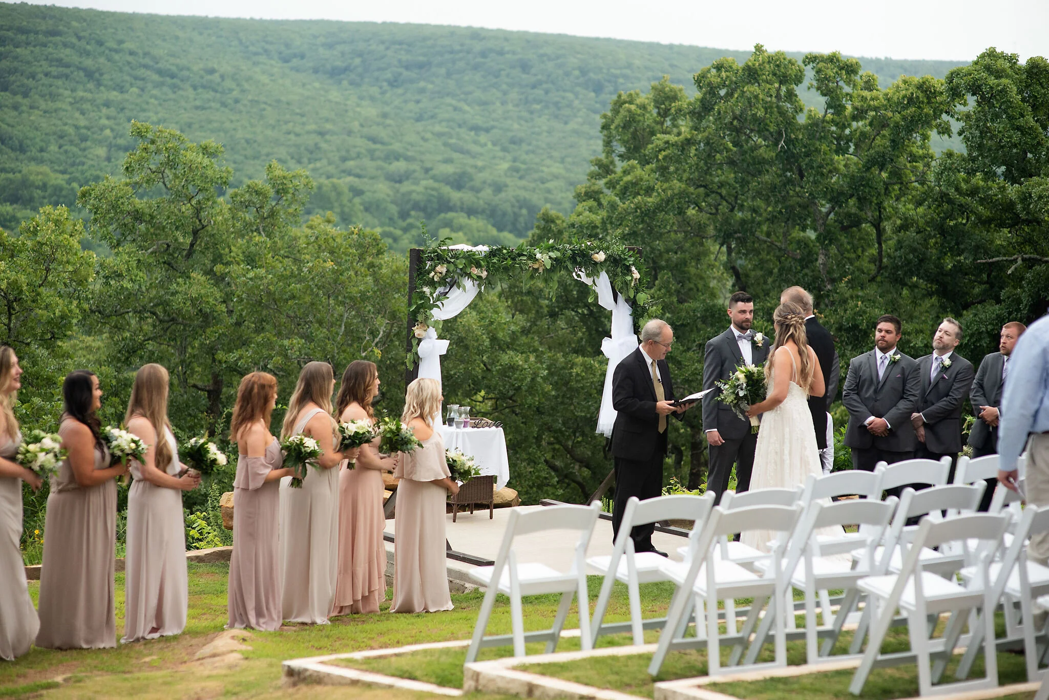 Oklahoma Summer Wedding Venue Dream Point Ranch 28.jpg
