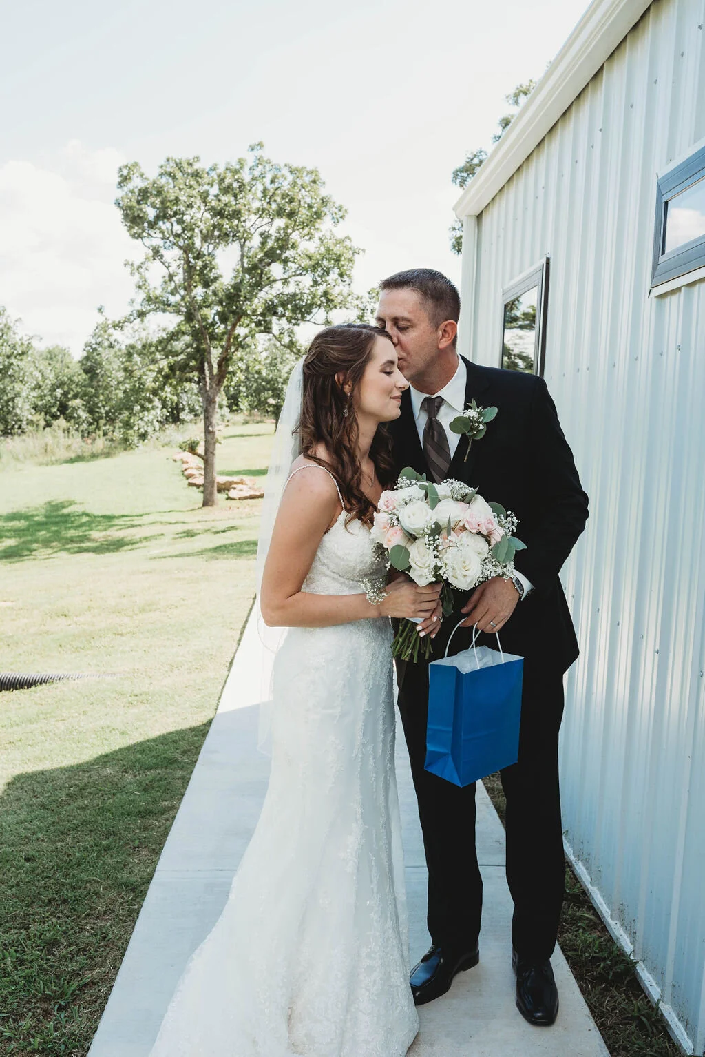 Tulsa Wedding Venue with a View 3.jpg
