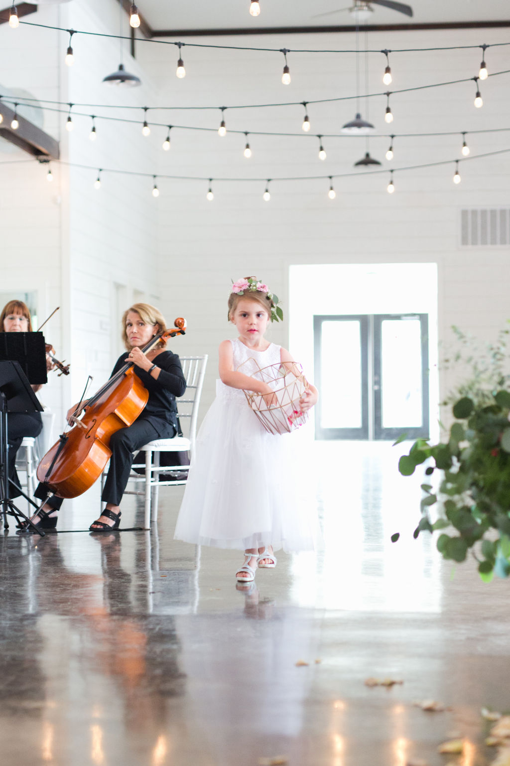 Tulsa Indoor Wedding Venue White Barn 19.jpg