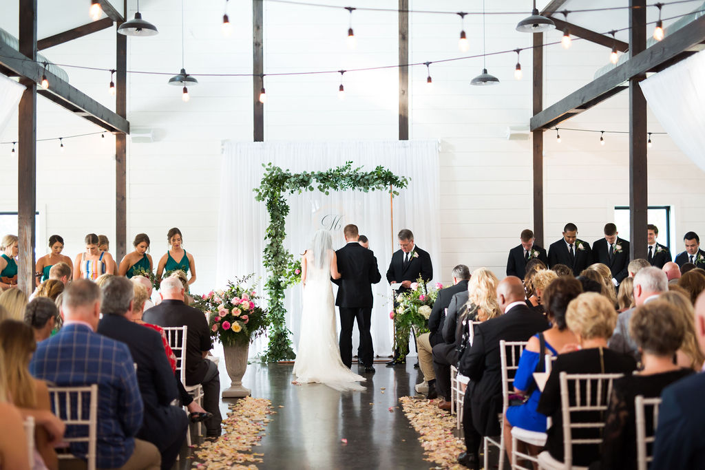 Tulsa Indoor Wedding Venue White Barn 25.jpg