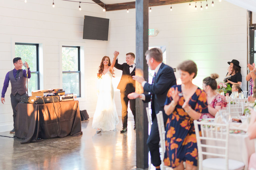 Tulsa Indoor Wedding Venue White Barn 80.jpg