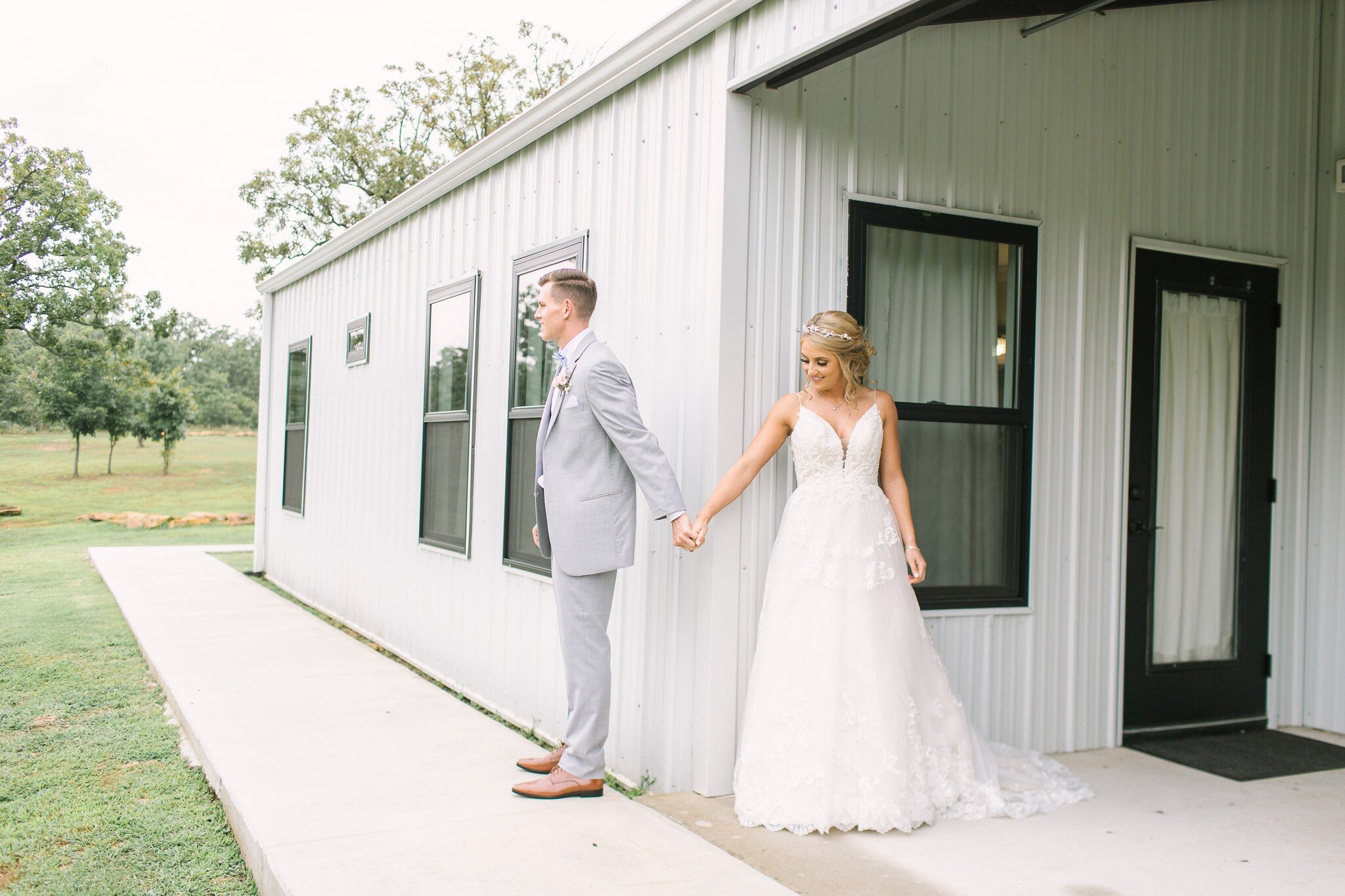Wright-Wedding-Dream-Point-Ranch-Tulsa-Oklahoma-Wedding-Photographer-Holly-Felts-Photography-213.jpg