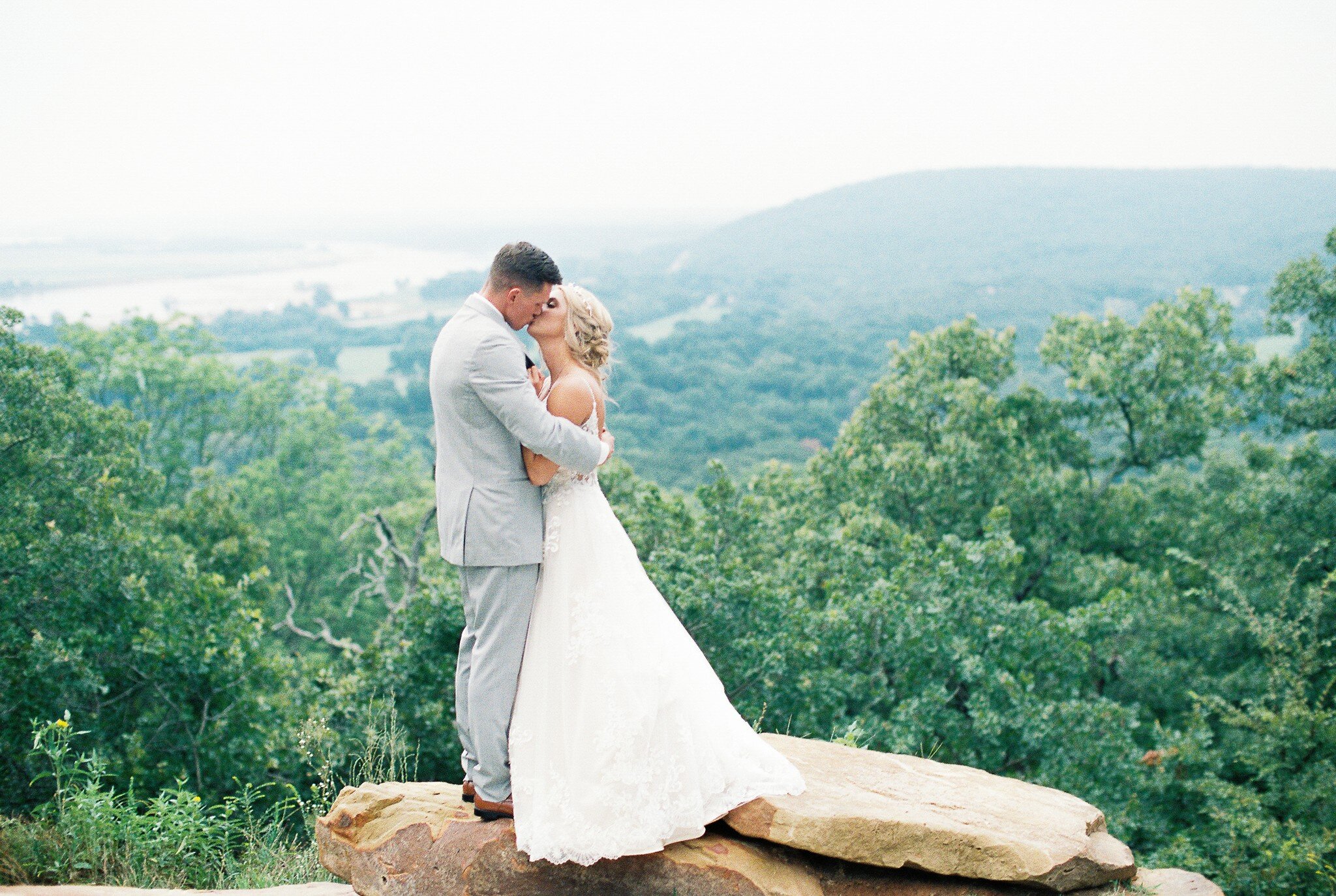 Wright-Wedding-Dream-Point-Ranch-Tulsa-Oklahoma-Wedding-Photographer-Holly-Felts-Photography-516.jpg