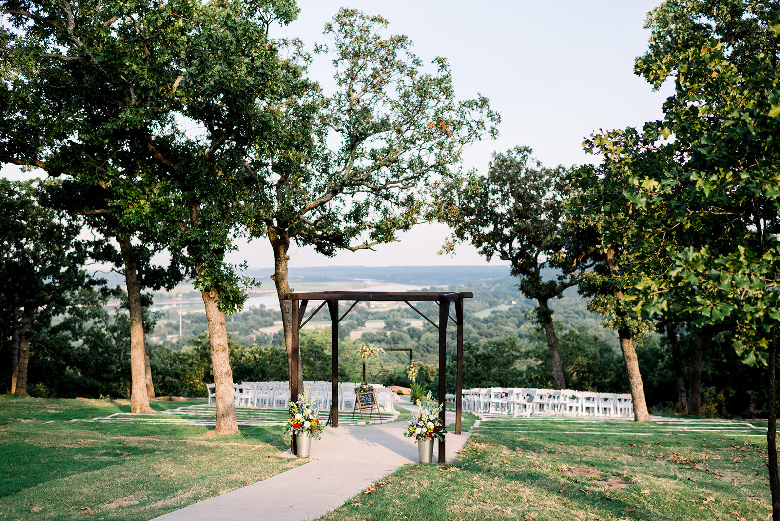 Summer Outdoor Wedding Venue Tulsa Bixby Oklahoma 2 (8).jpg
