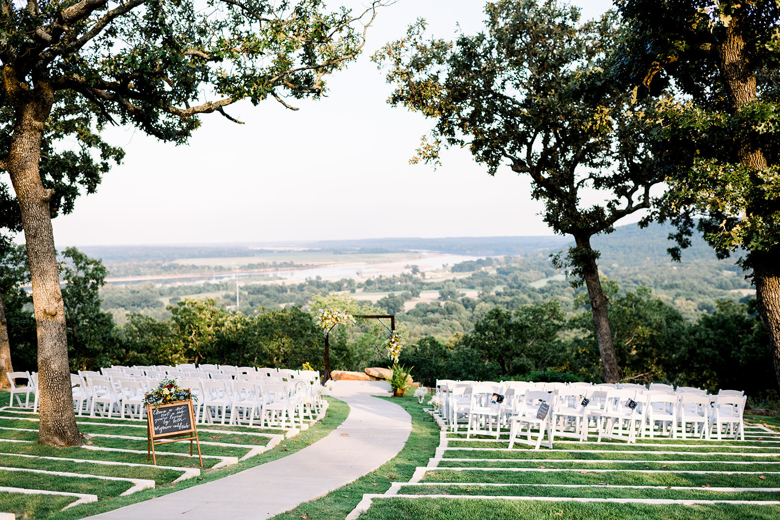 Summer Outdoor Wedding Venue Tulsa Bixby Oklahoma 2 (10).jpg