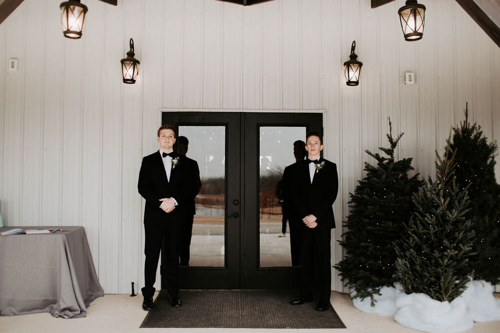 Large Indoor Wedding Ceremony Reception Venue Tulsa Oklahoma Bixby (57).jpg
