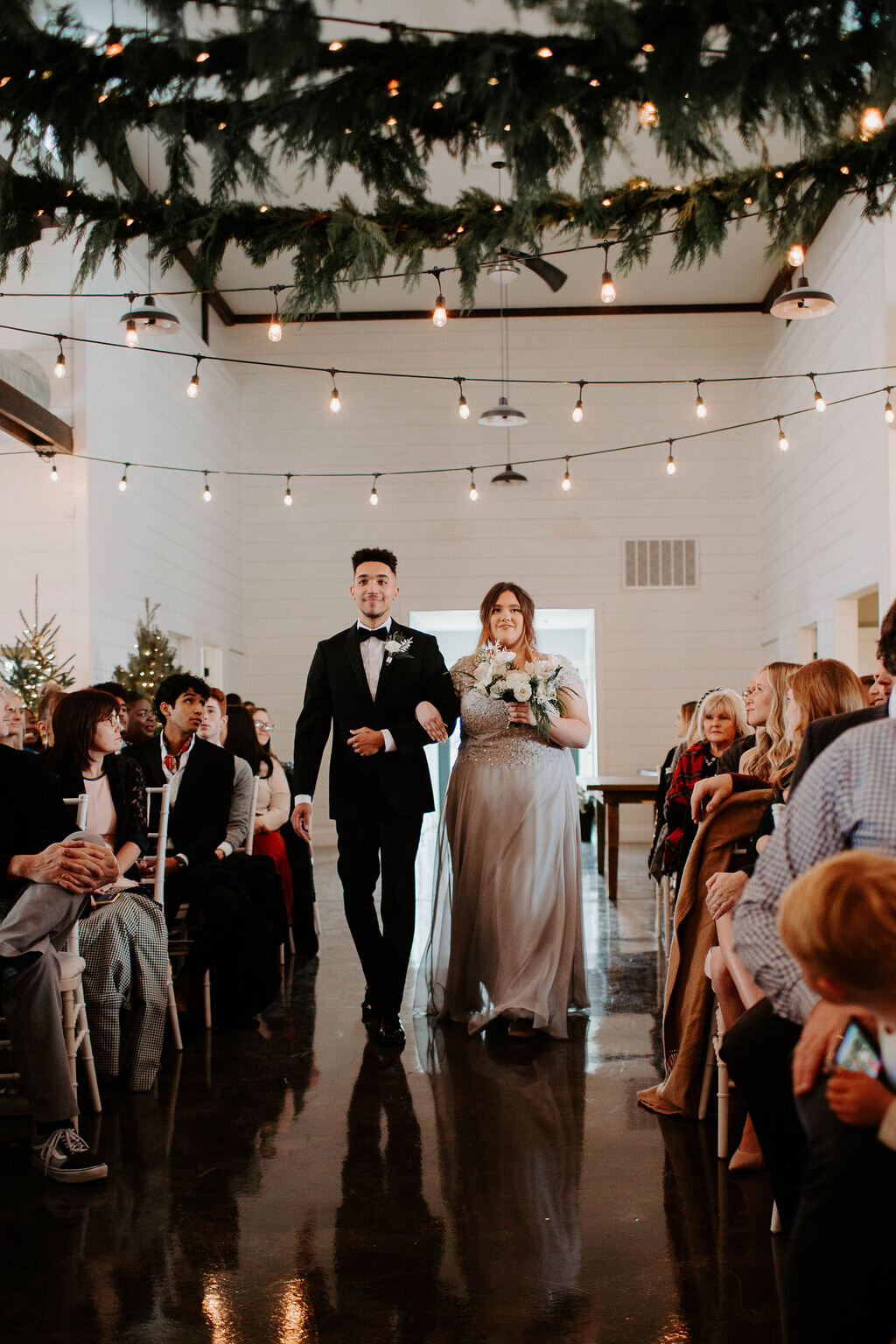 Large Indoor Wedding Ceremony Reception Venue Tulsa Oklahoma Bixby (63).jpg
