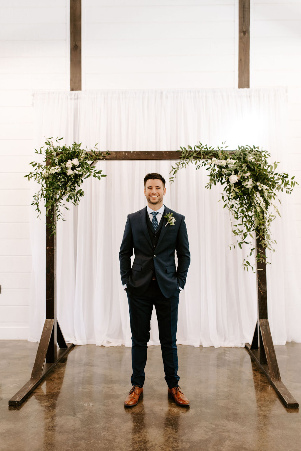 Indoor Fall Wedding Best Tulsa Bixby Jenks Oklahoma Wedding Venue with a View (24).jpg