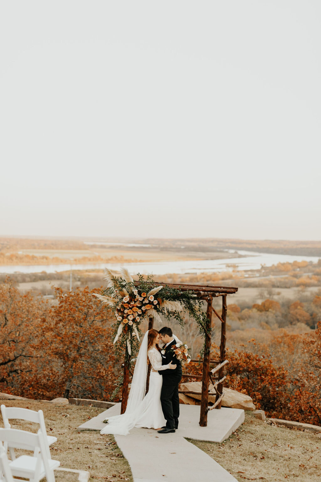 Best wedding venue in Tulsa, Jenks, Bixby, Broken Arrow Oklahoma autumn fall outdoor (149).jpg