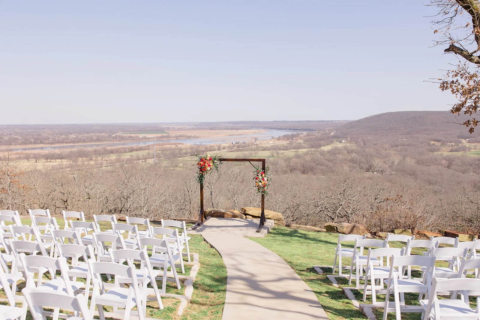 Best Tulsa Oklahoma Wedding Venues Bixby Jenks Broken Arrow (64).jpg