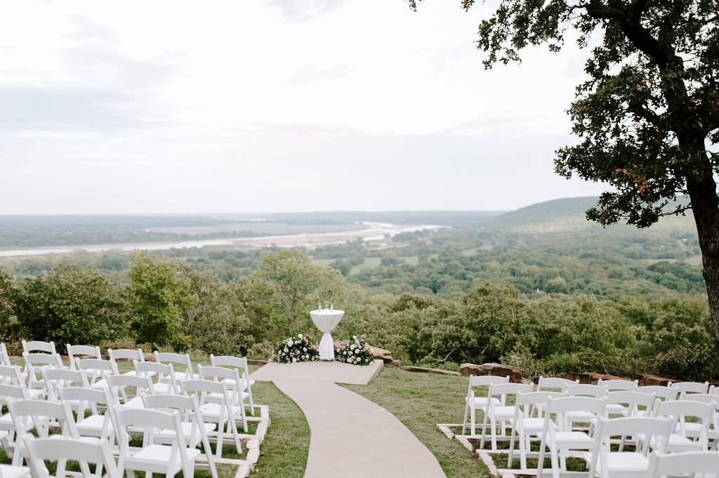 Mountain Crest Venue at Dream Point Ranch Bixby Jenks Tulsa Oklahoma Wedding  (72).jpg