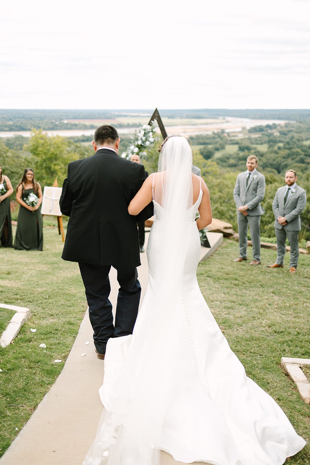 Mountain Crest Venue Weddings at Dream Point Ranch Jenks Tulsa Bixby Broken Arrow Oklahoma (19).jpg
