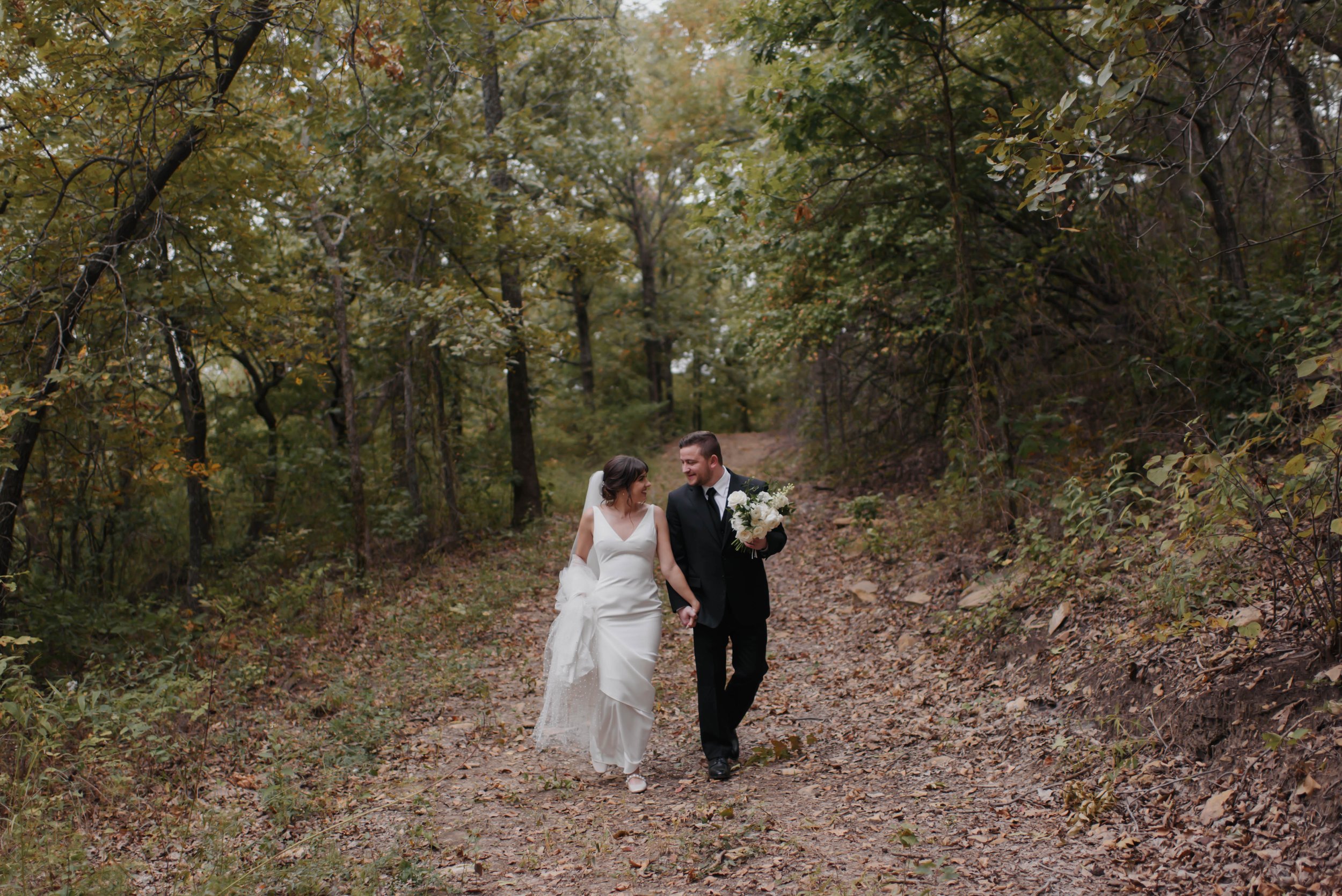 Riverbend Chapel at Dream Point Ranch Tulsa Jenks Bixby Broken Arrow Oklahoma Weddings (46).jpg