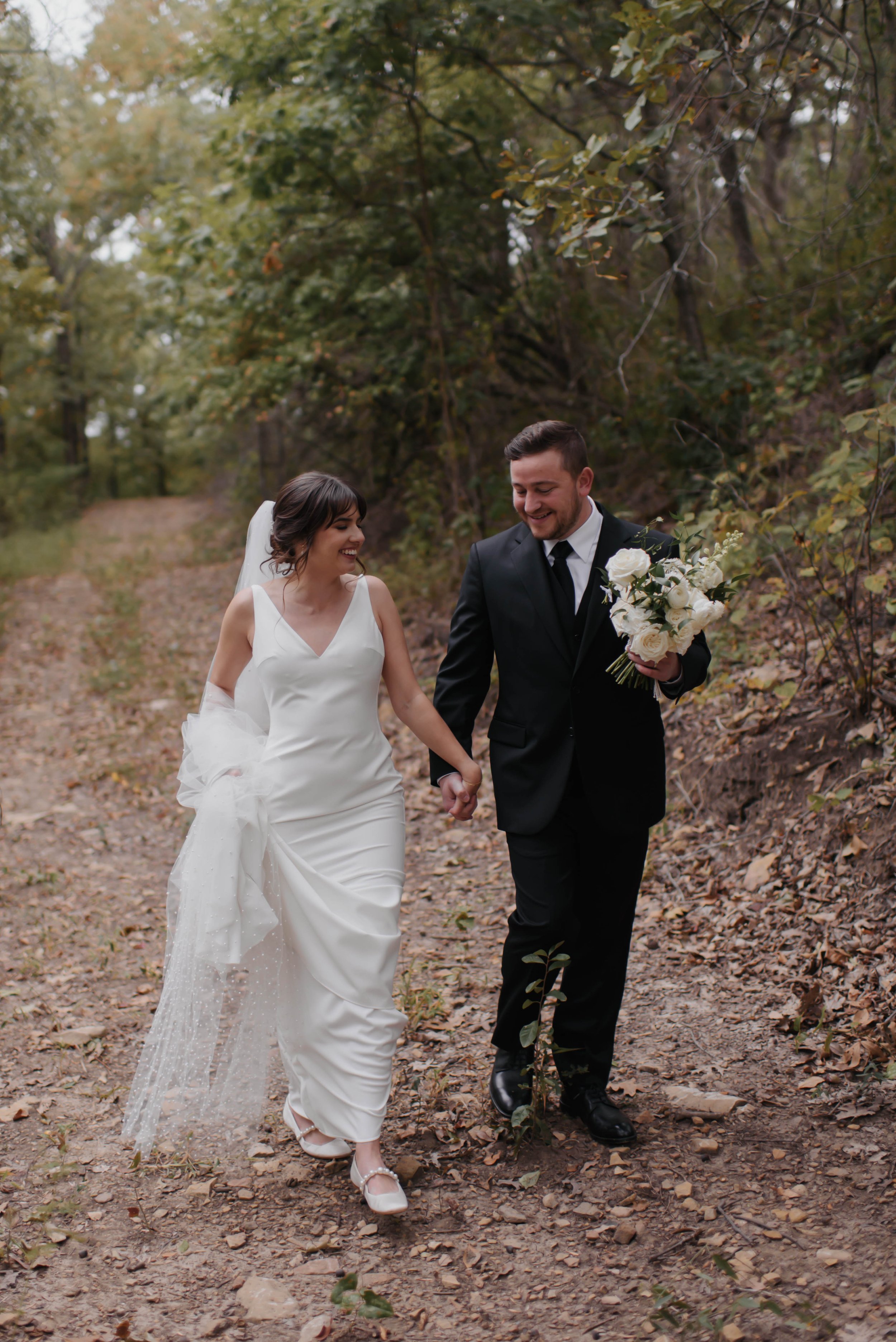 Riverbend Chapel at Dream Point Ranch Tulsa Jenks Bixby Broken Arrow Oklahoma Weddings (48).jpg