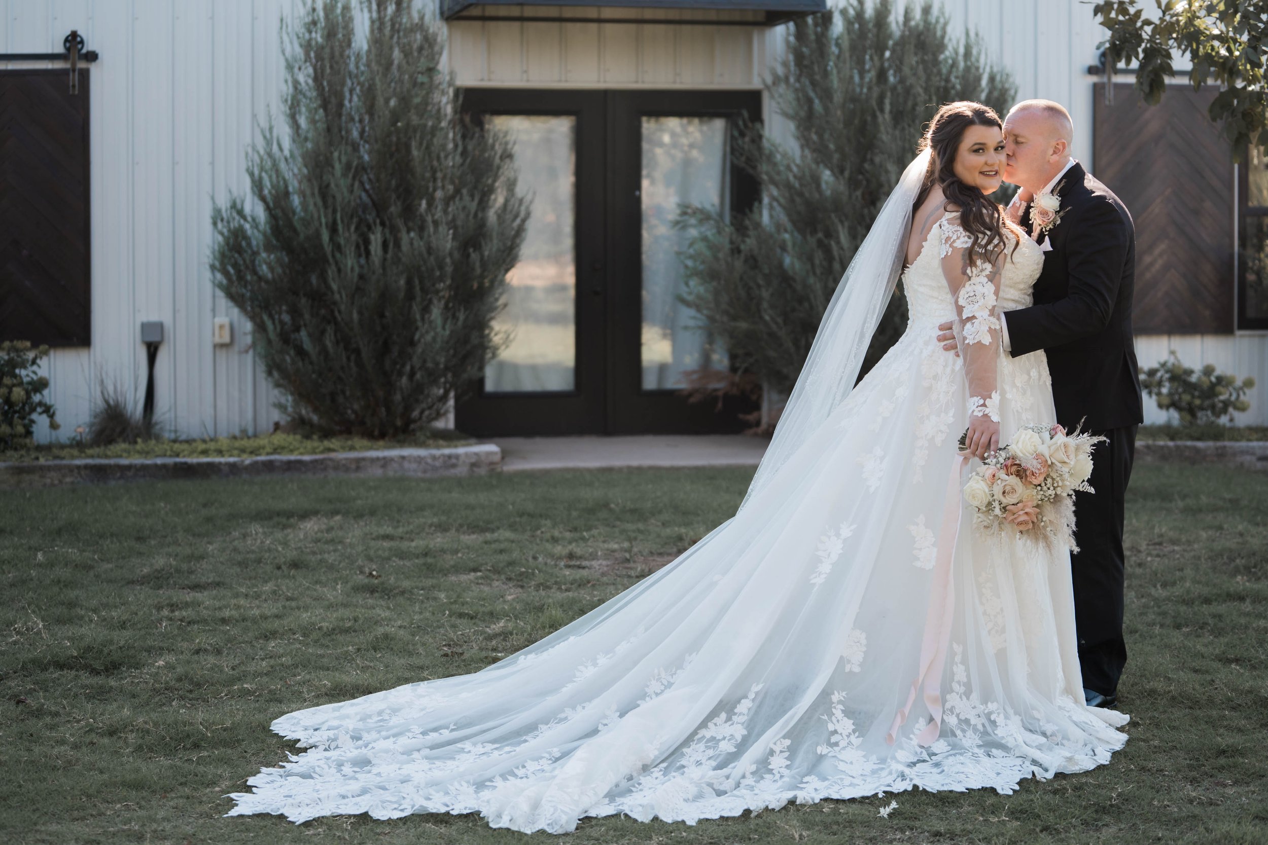 Mountain Crest Wedding Venue at Dream Point Ranch Tulsa Bixby Broken Arrow Jenks Oklahoma (44).jpg