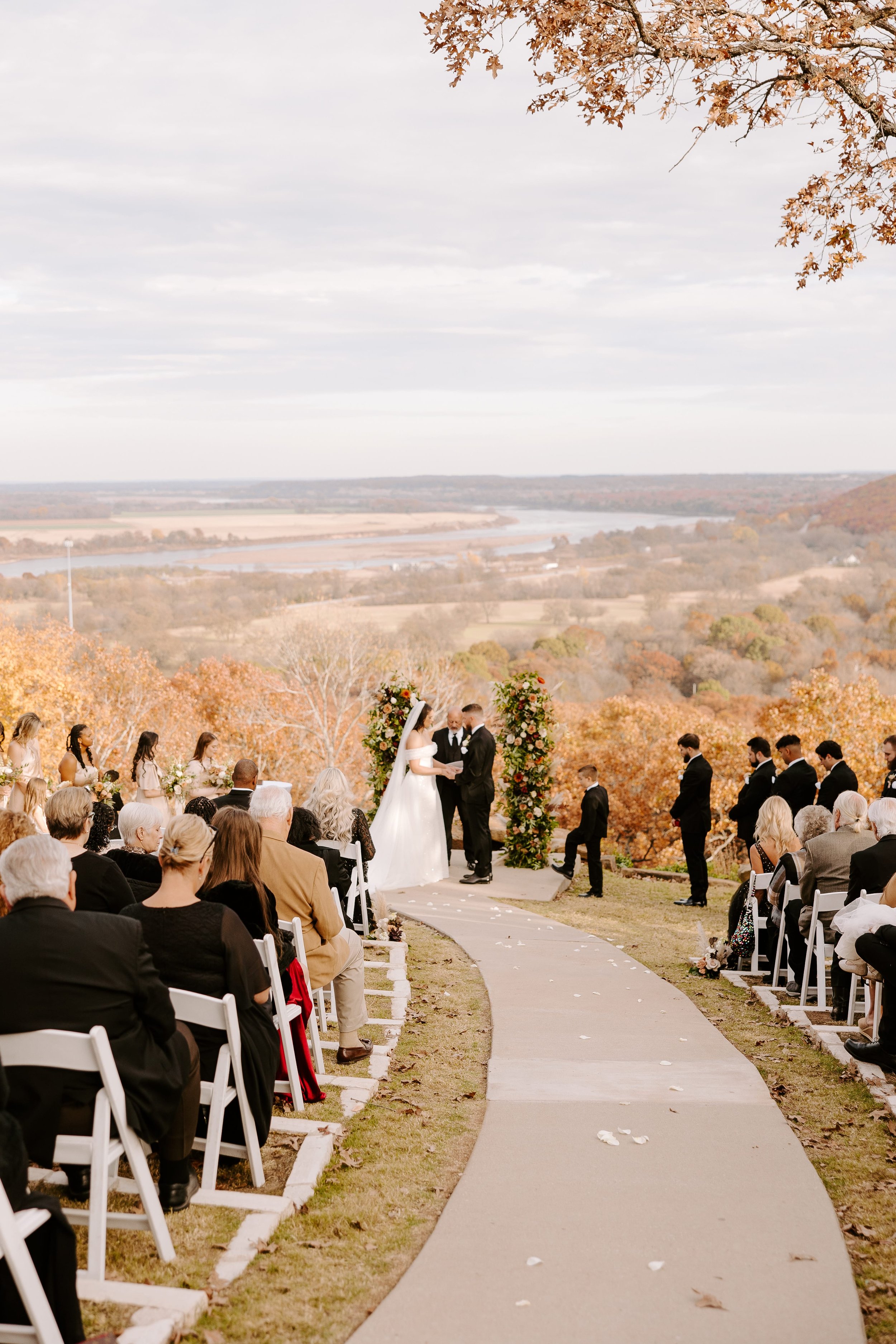 Mountain Crest Venue at Dream Point Ranch Tulsa Bixby Jenks Broken Arrow Oklahoma wedding venue (59).jpg