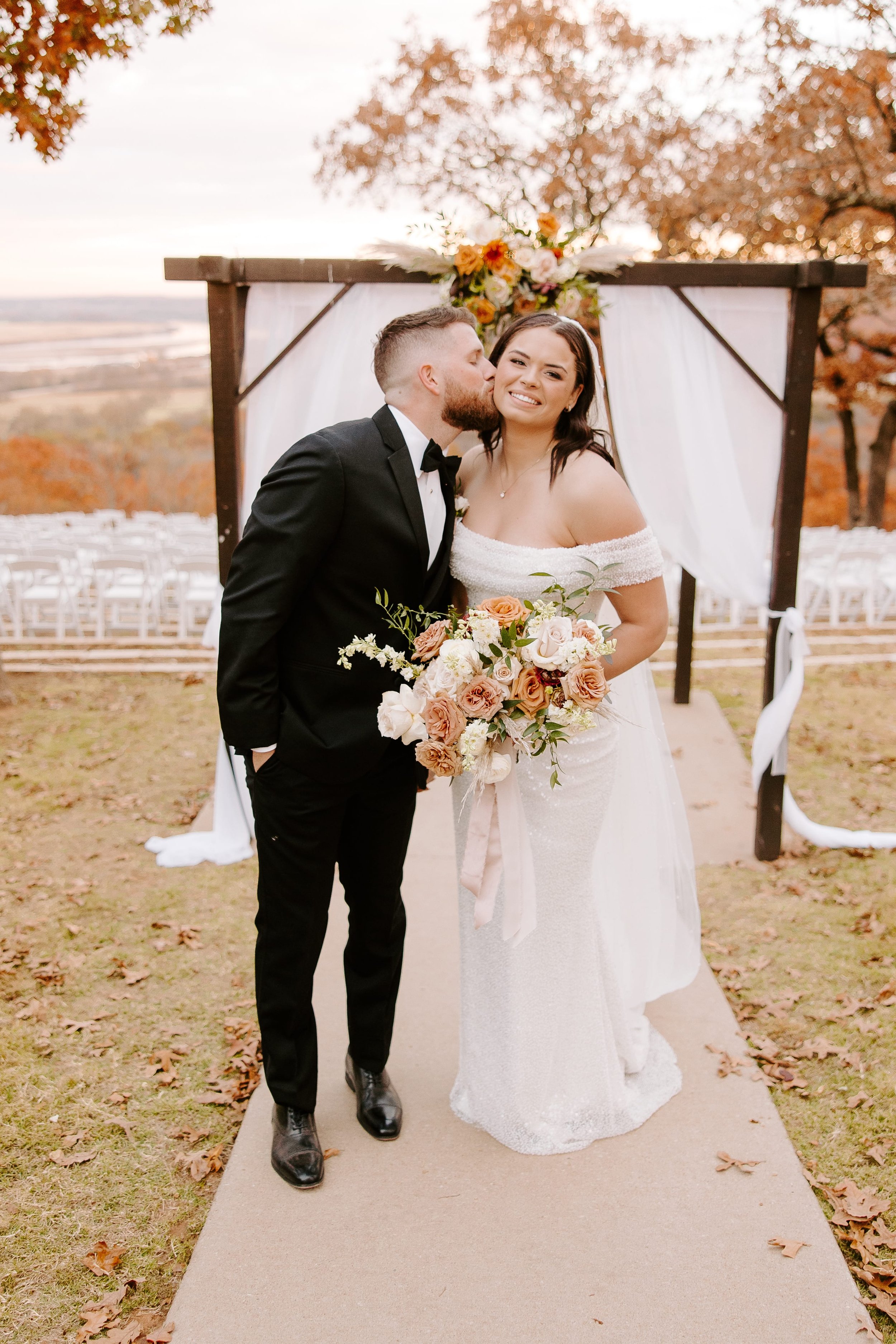 Mountain Crest Venue at Dream Point Ranch Tulsa Bixby Jenks Broken Arrow Oklahoma wedding venue (101).jpg