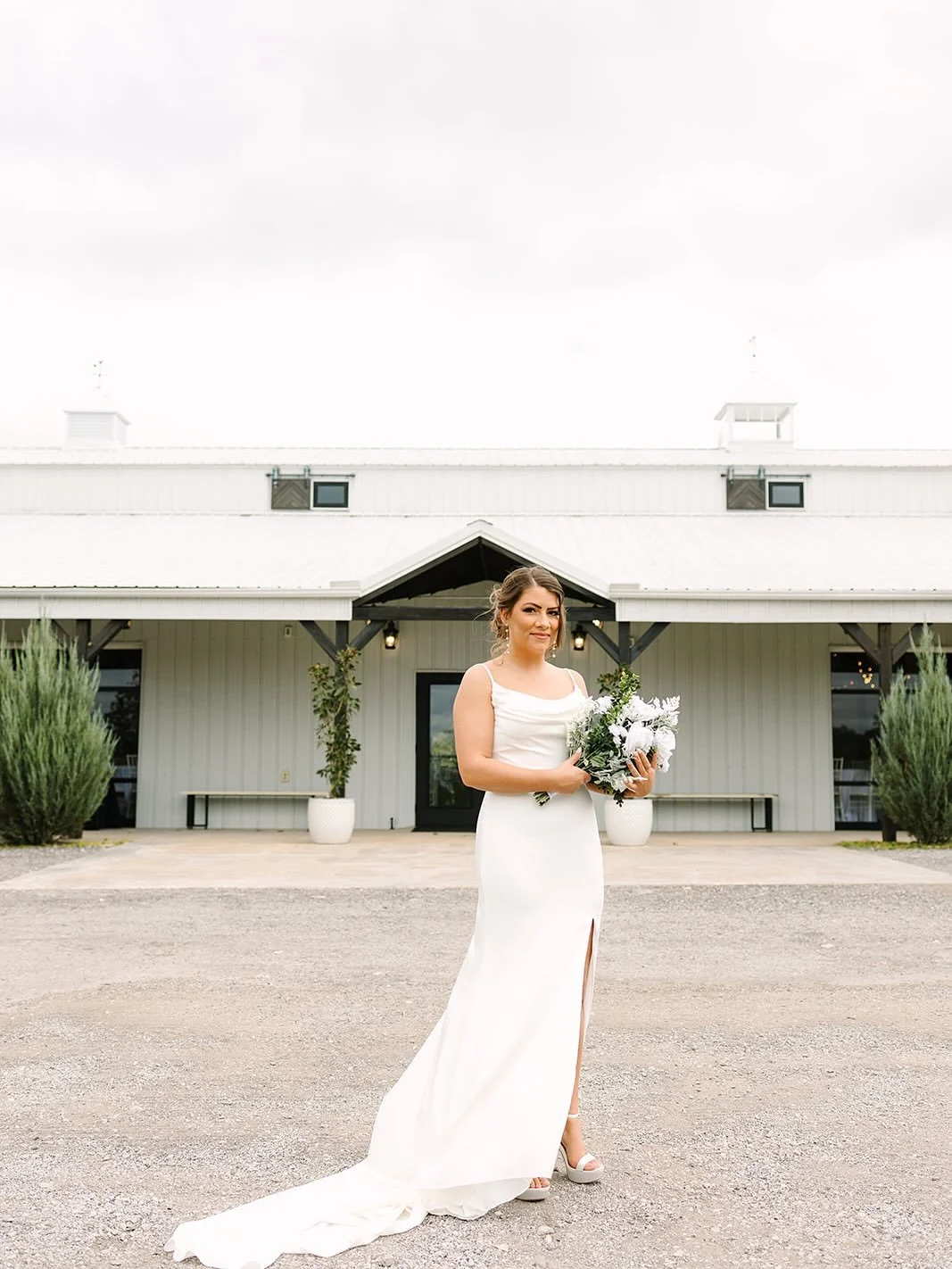 Effortless elegance grounded in the peace of nature 🤍
⠀⠀⠀⠀⠀⠀⠀⠀⠀
Coordinator | Lauren Helms
Florist | Lauren Helms
Bakery |@cookiejoyco
Hair | @reillyteresitabeautyforashes
Makeup |@meganbervenesthetics
Dress | @bridaltulsa
Suit | @josabank
Photograp