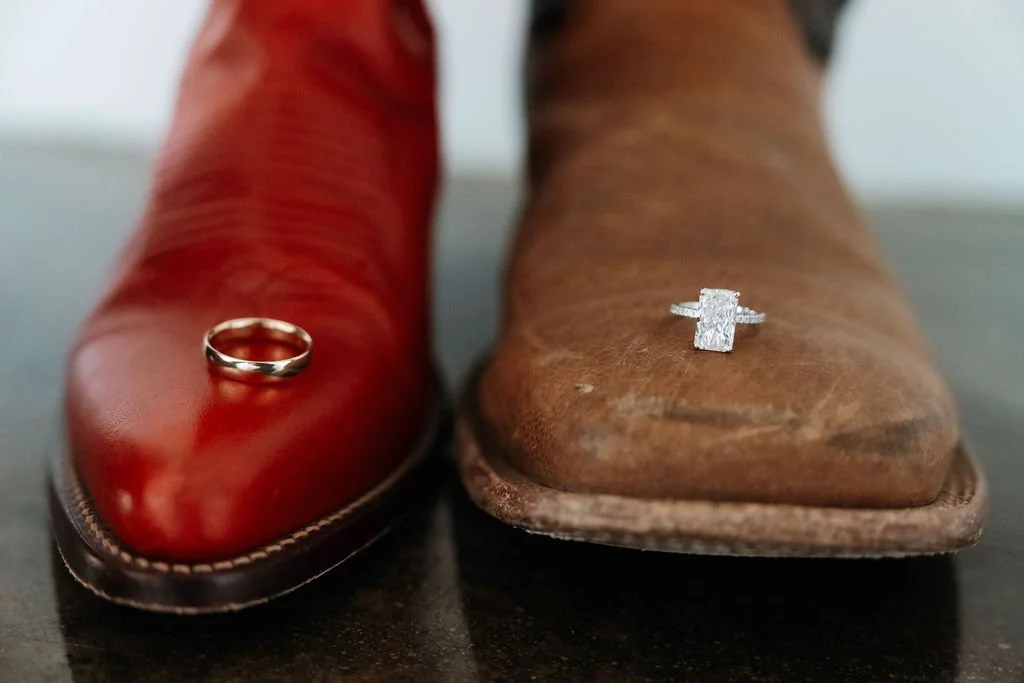 outdoor ceremony indoor reception wedding venue in Tulsa Bixby Jenks Broken Arrow Oklahoma (7).jpg