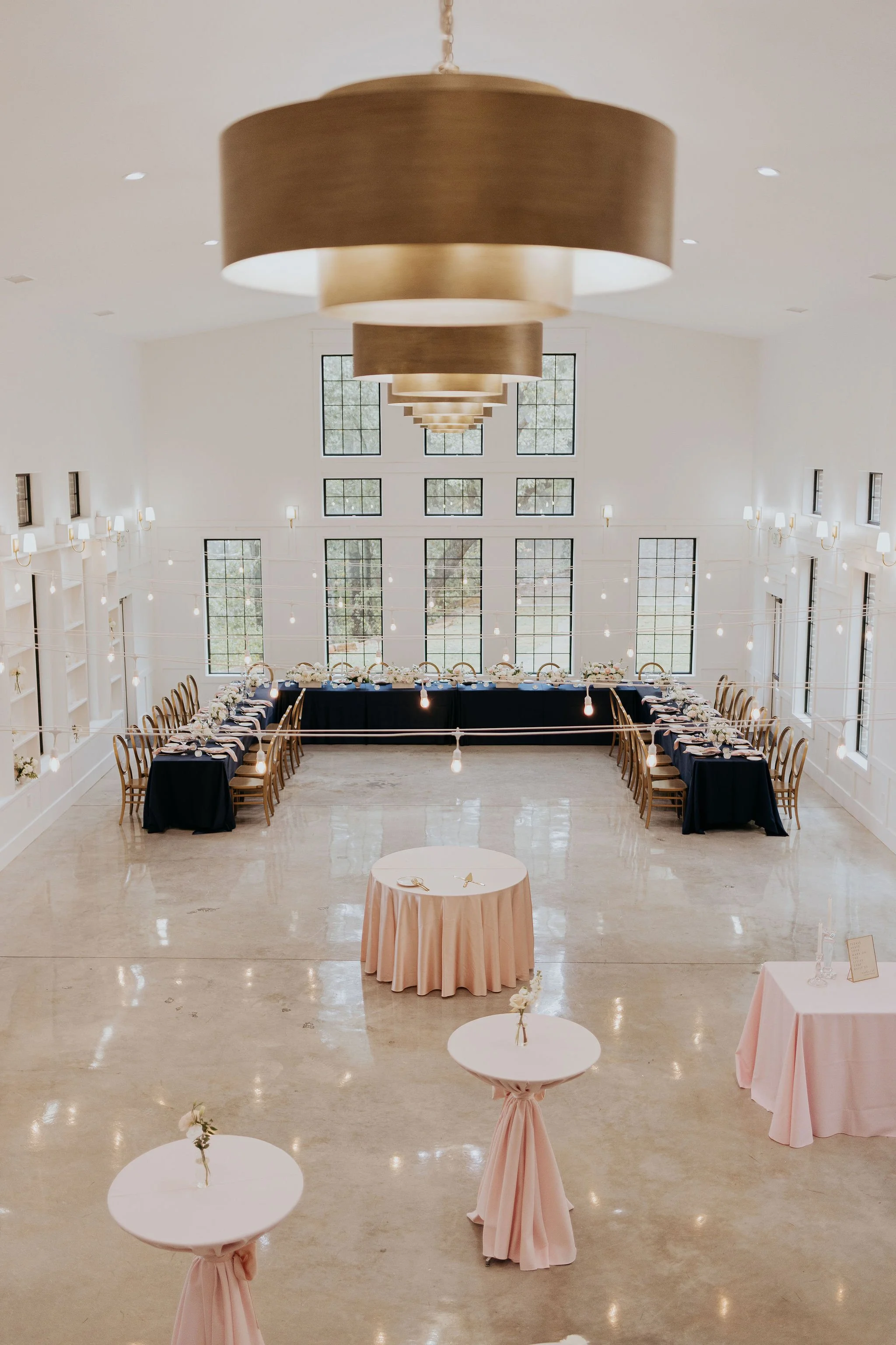 Riverbend Chapel Wedding Venue is the perfect small event space in Tulsa, Oklahoma