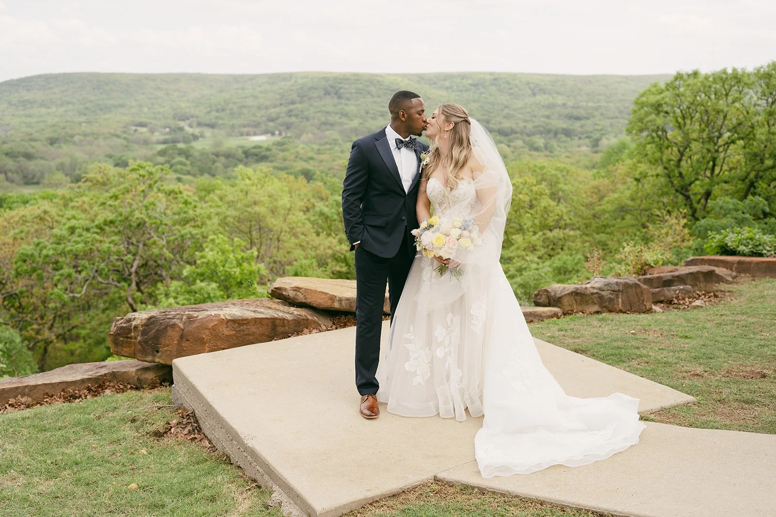 Tulsa Bixby Jenks Broken Arrow Oklahoma wedding venue Mountain Crest Riverbend Chapel Dream Point Ranch (78).jpg