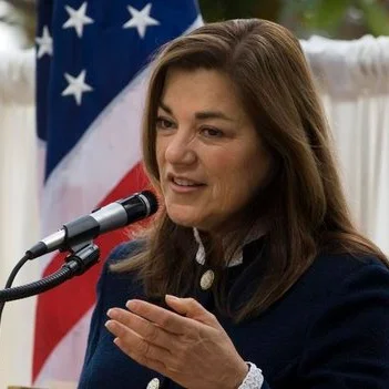 loretta111010.jpg