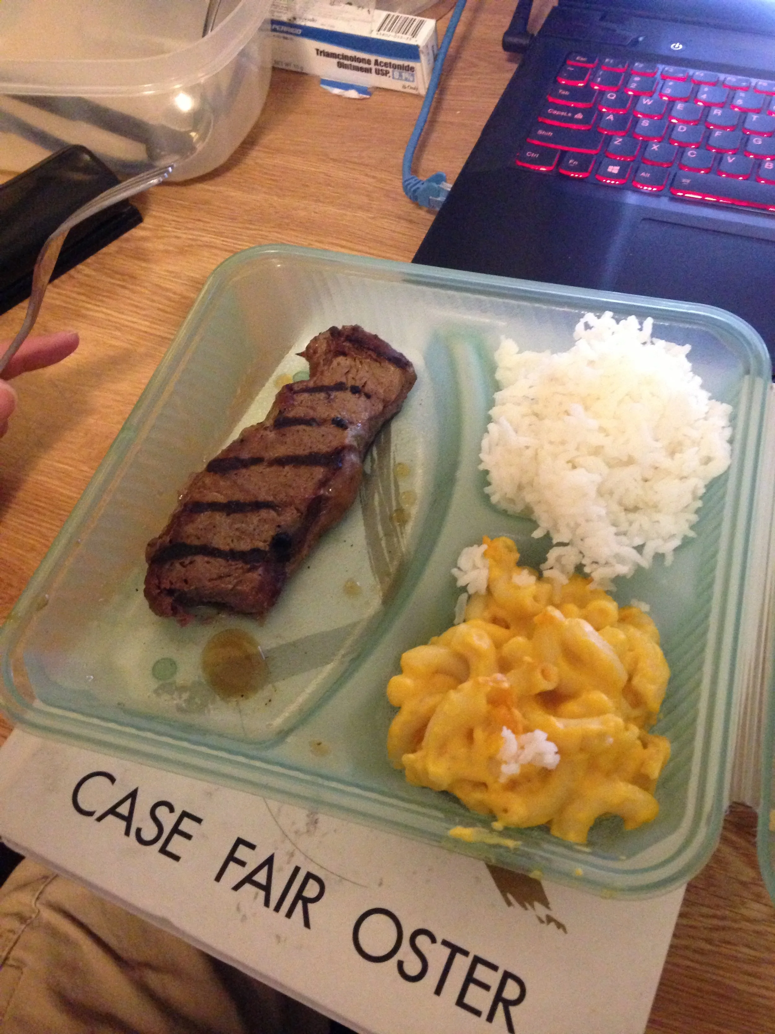  Looking back, late night meals were kinda ass, but fueled me throughout countless League sessions. 