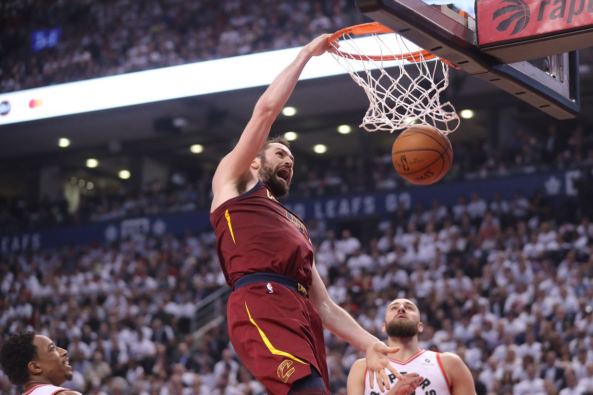 Cavs vs Raptors Game 2(2).jpg
