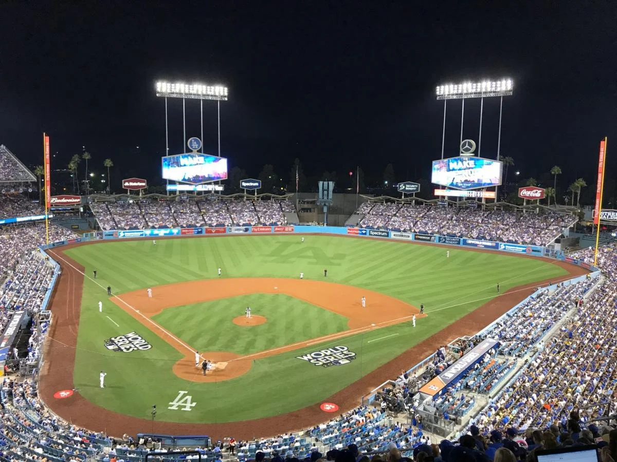 Photo by : MLB