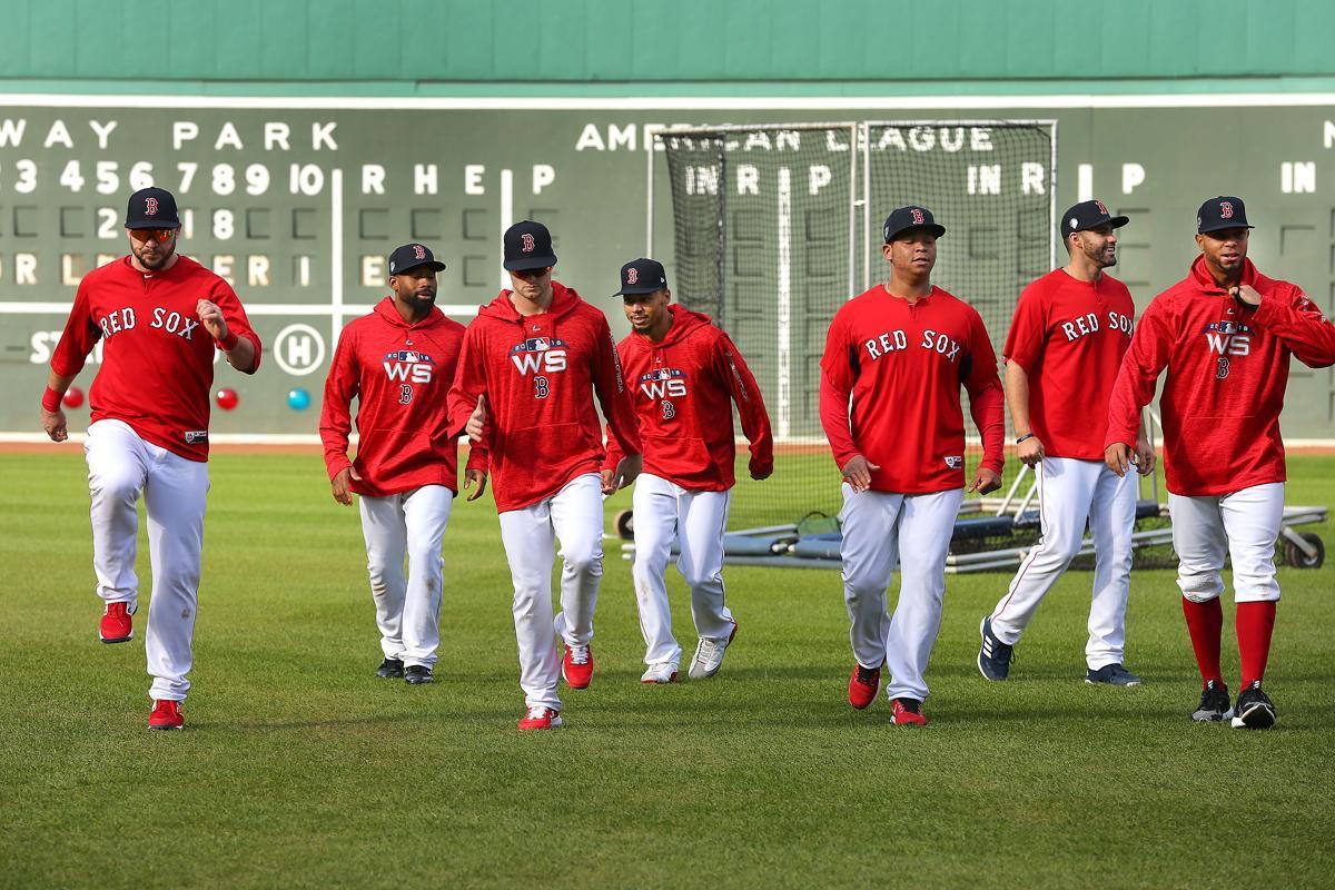 Photo by : MLB