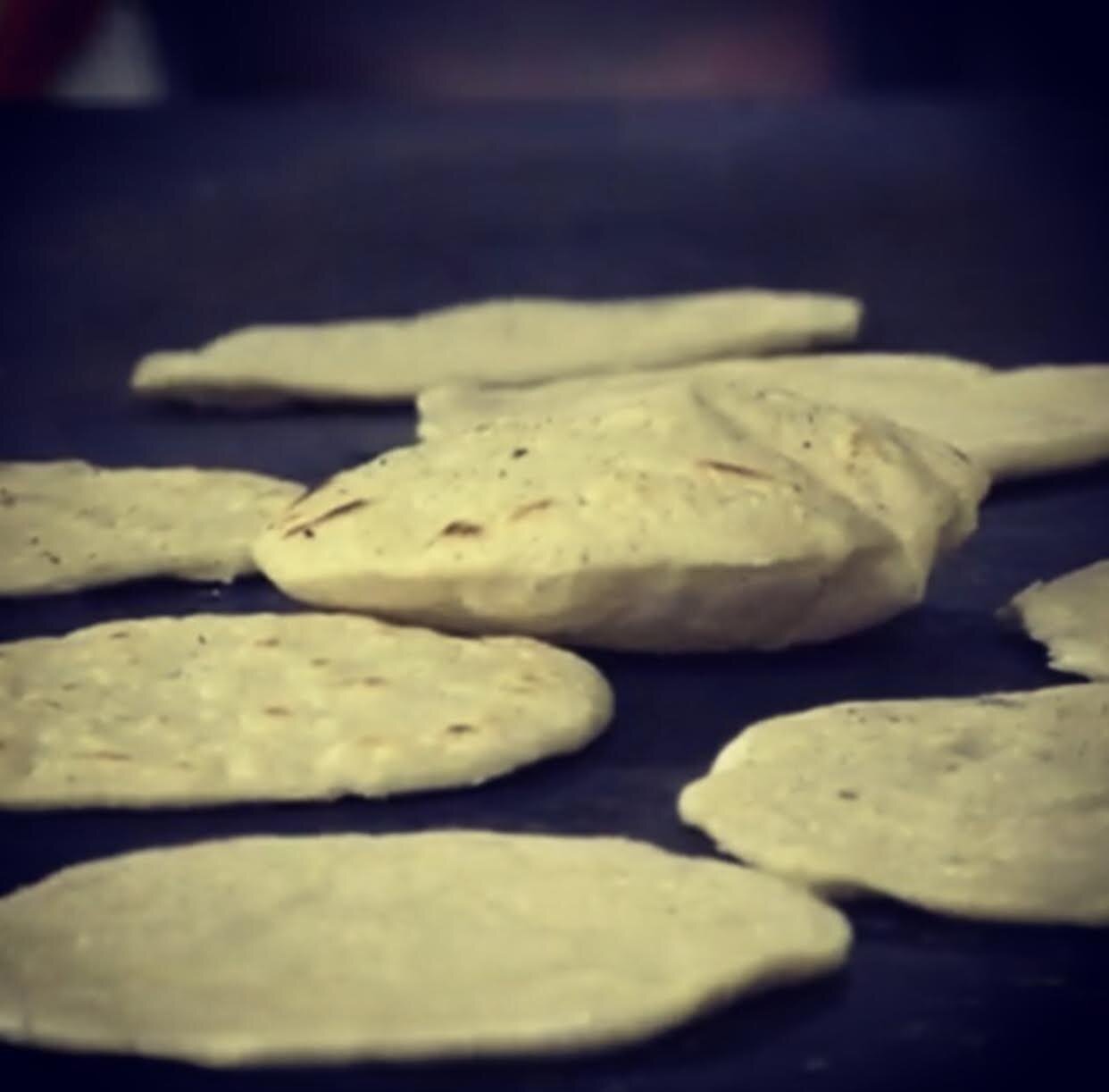 Image by : Instagram - @Loscincopuntos