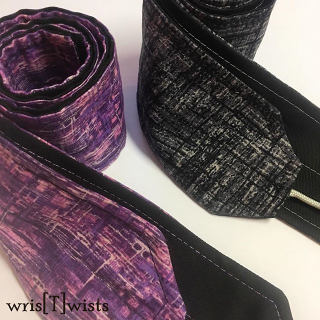 These &ldquo;Etch-A-Sketchy&rdquo; #wristwists come in purple or black... both reverse to black with accent stitching! (Be loud or be quiet...just be safe!) 😘 #safetyfirst #wristwraps