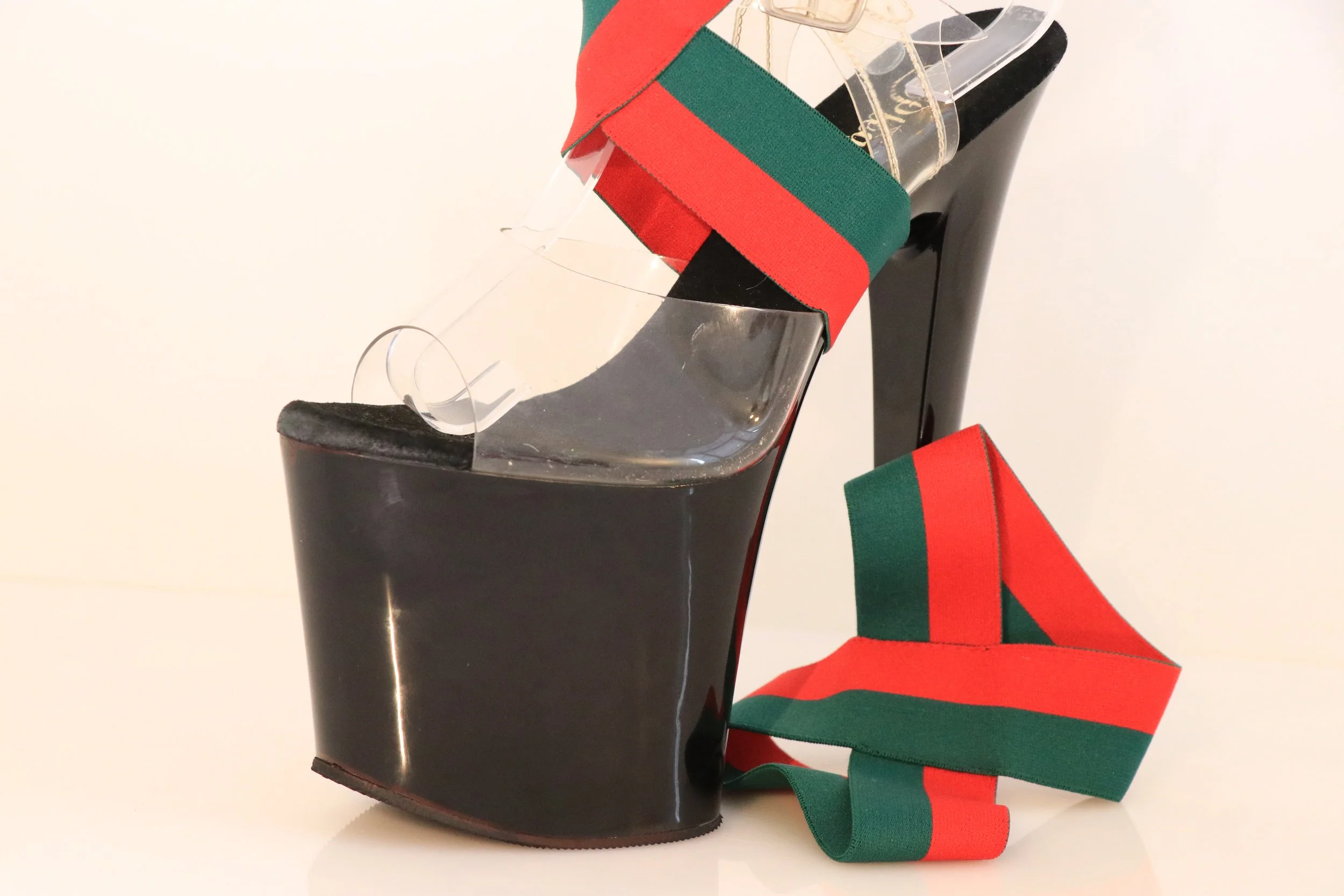 Santa's Little Helper Heel  Hoops