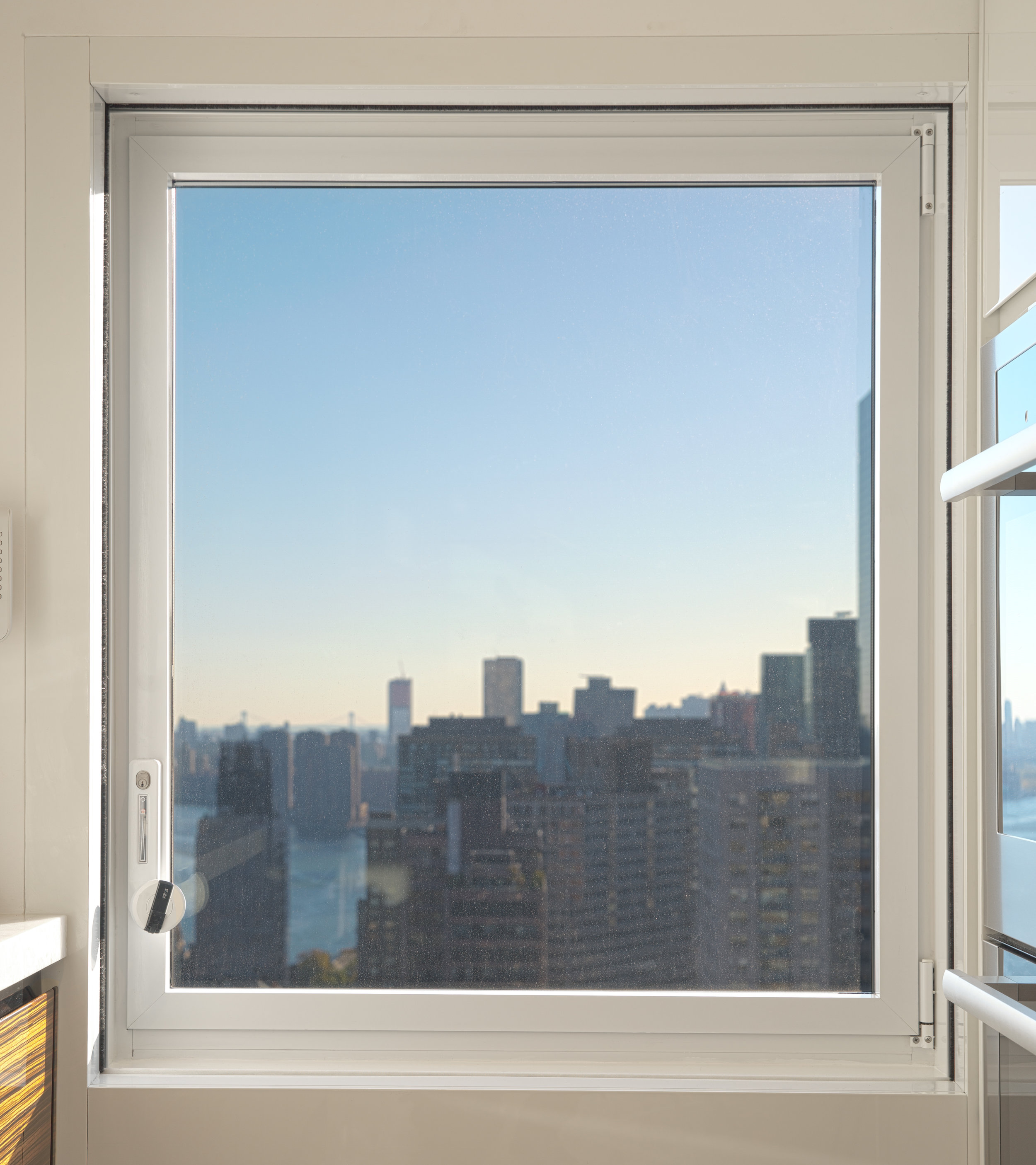 SkylineWindows_458E58St_05.jpg