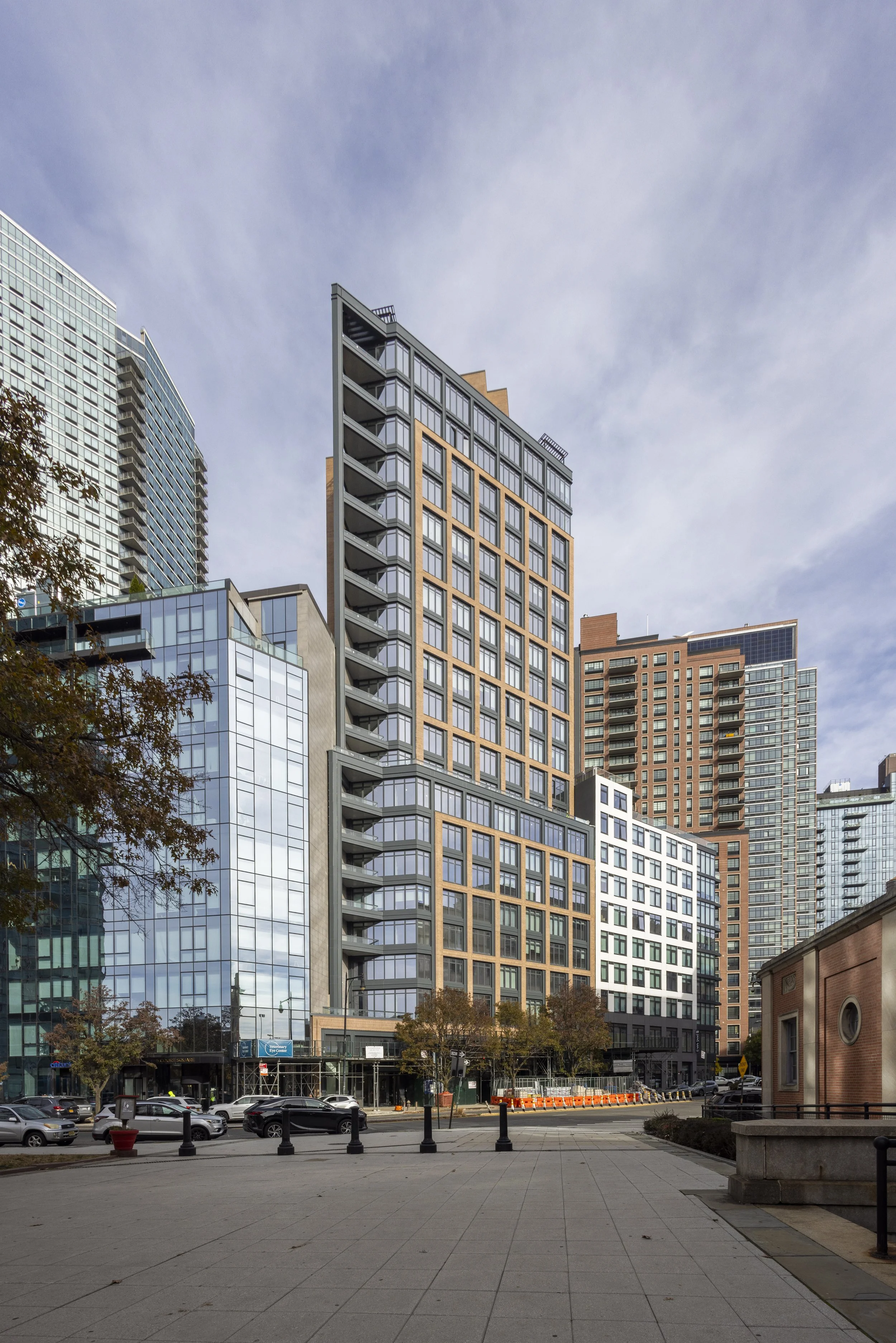 8 Court Square