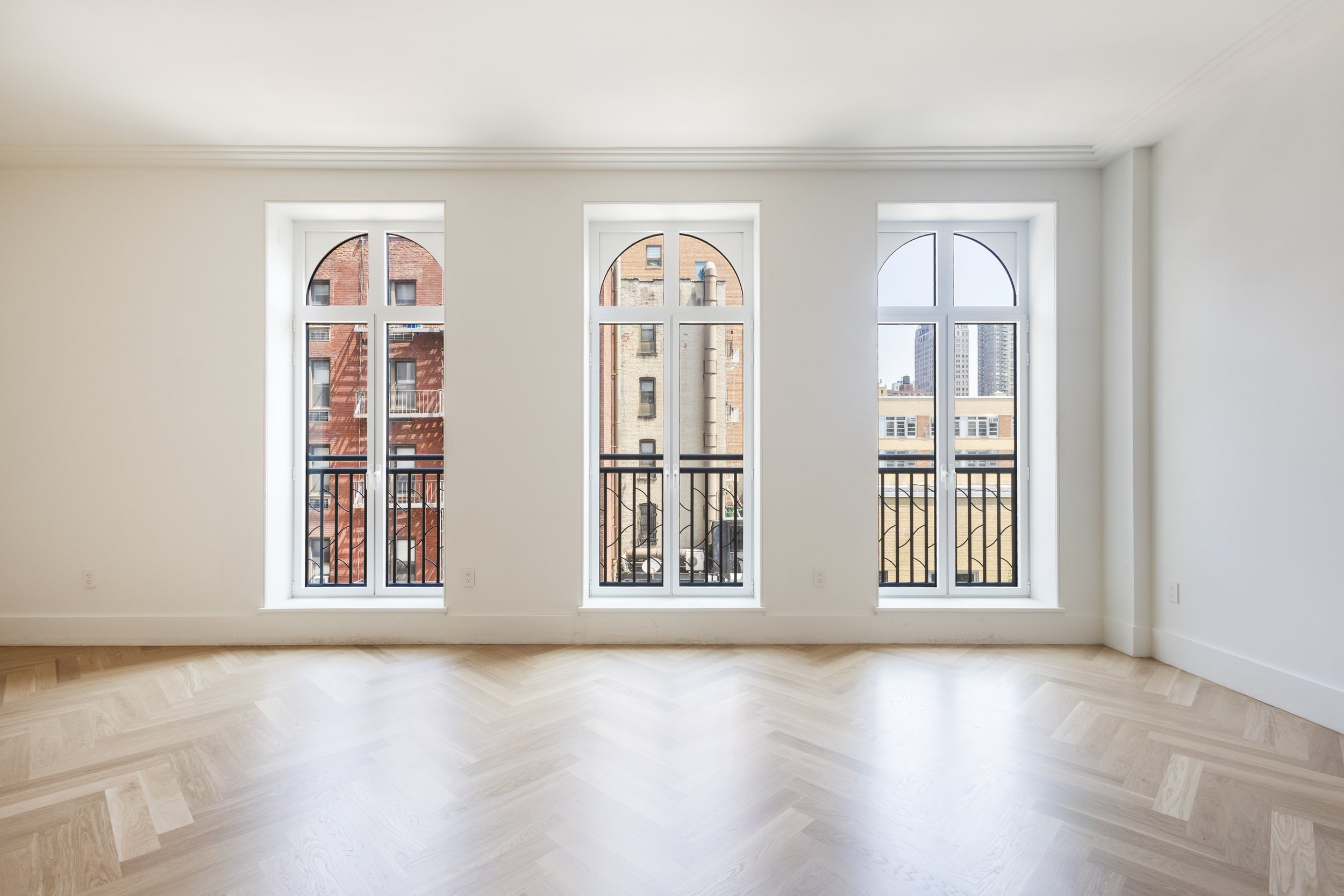   Welcome to Skyline Windows   ENHANCING VIEWS     FOR OVER A CENTURY  