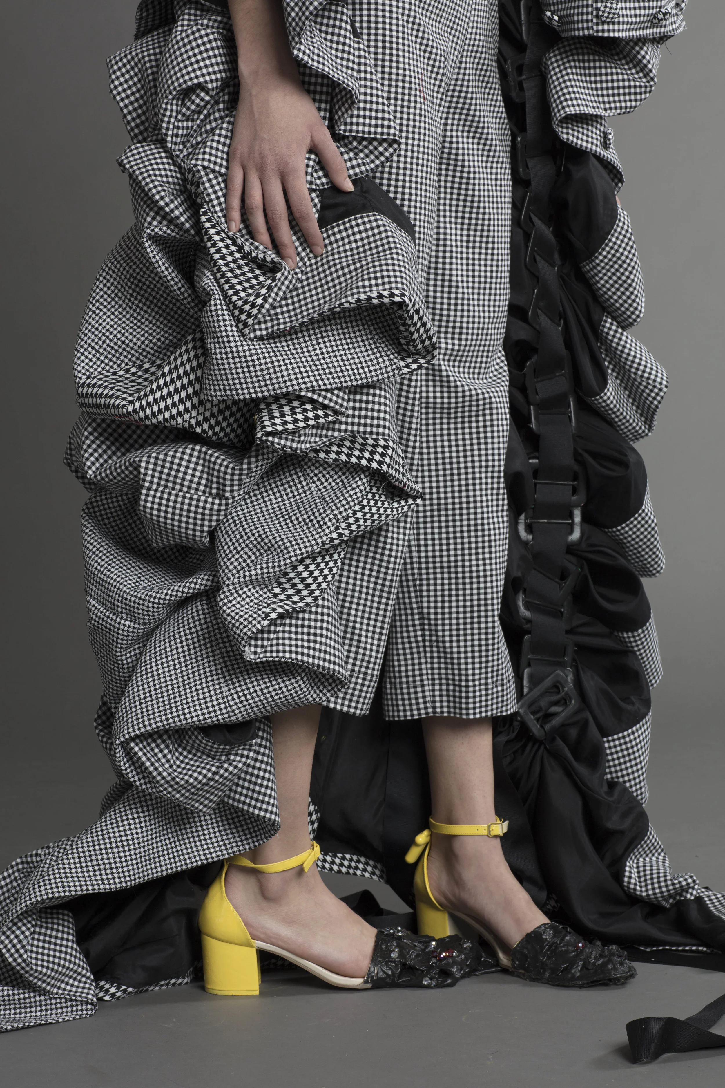 Photographers : Joseph Goh, Thaib Wahab Models : Lucia Diaz Villeges