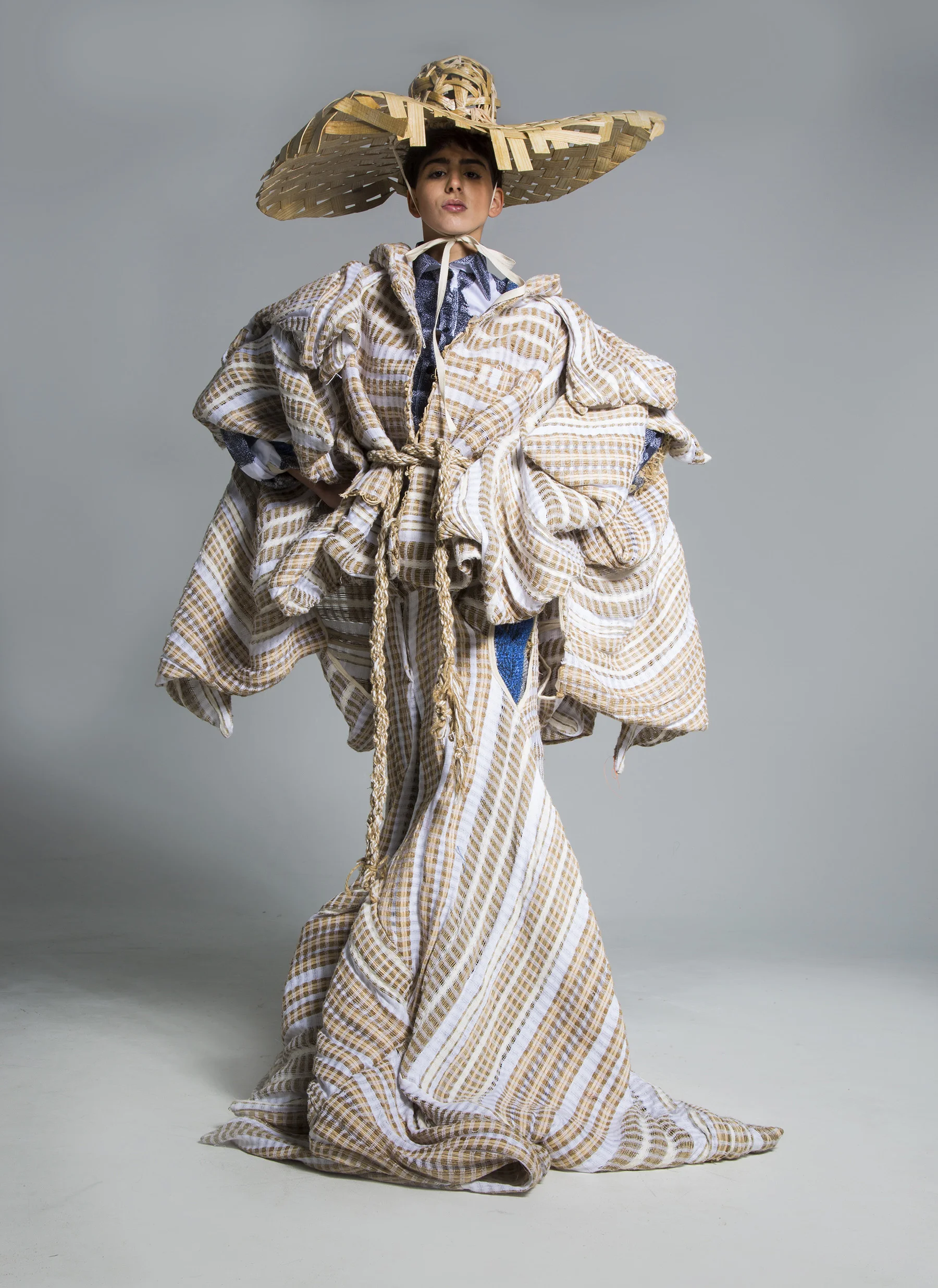 Photographer : Shivani Goel Model : Lucia Diaz des Villeges Weaving: Kendall Schauder Hat: Lexie Cicale