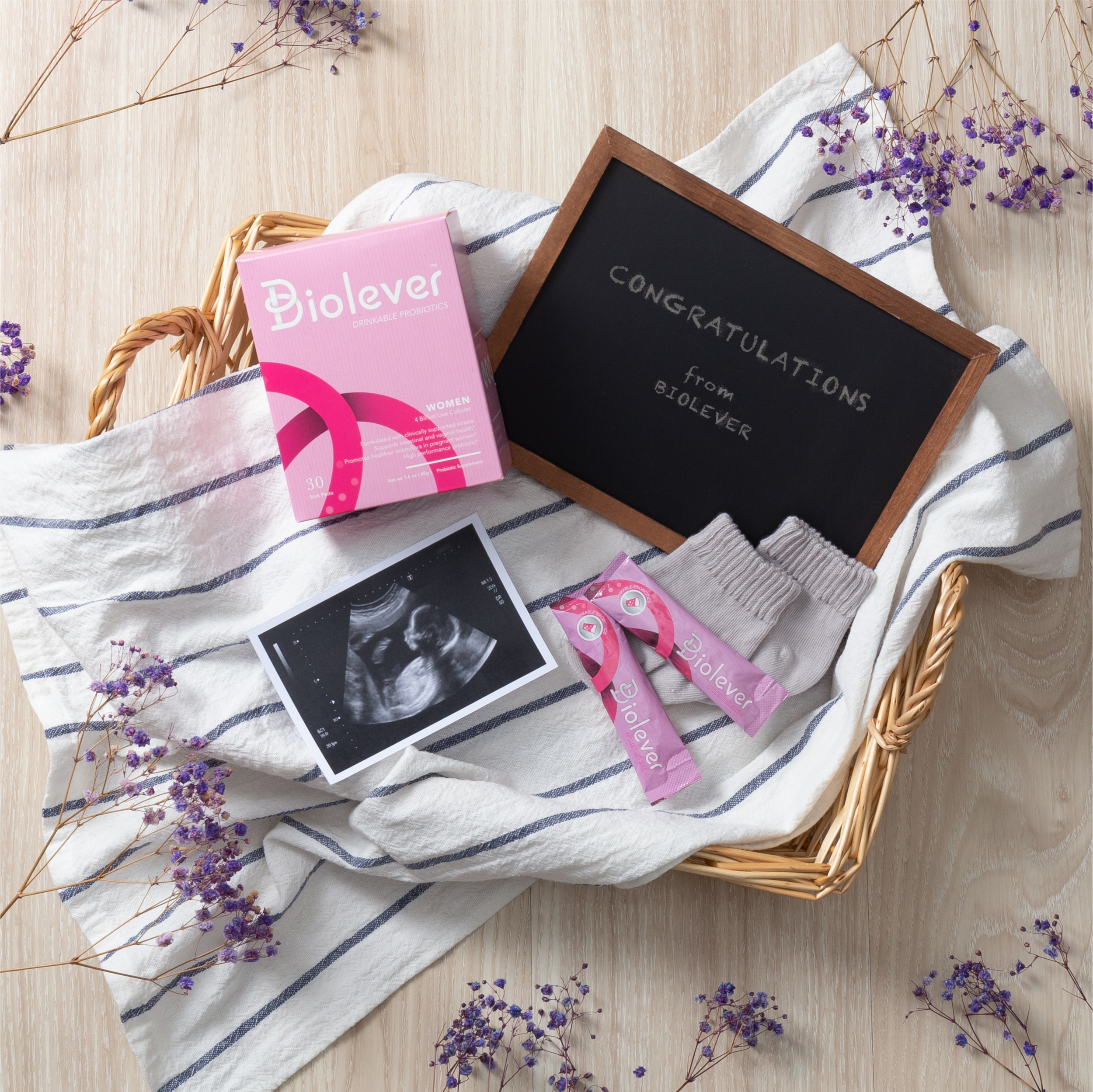 4 Reasons to Take Probiotics During Pregnancy 