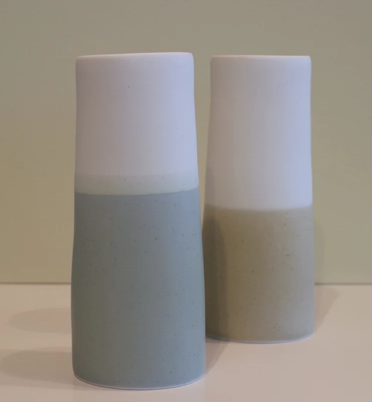 Vase, medium