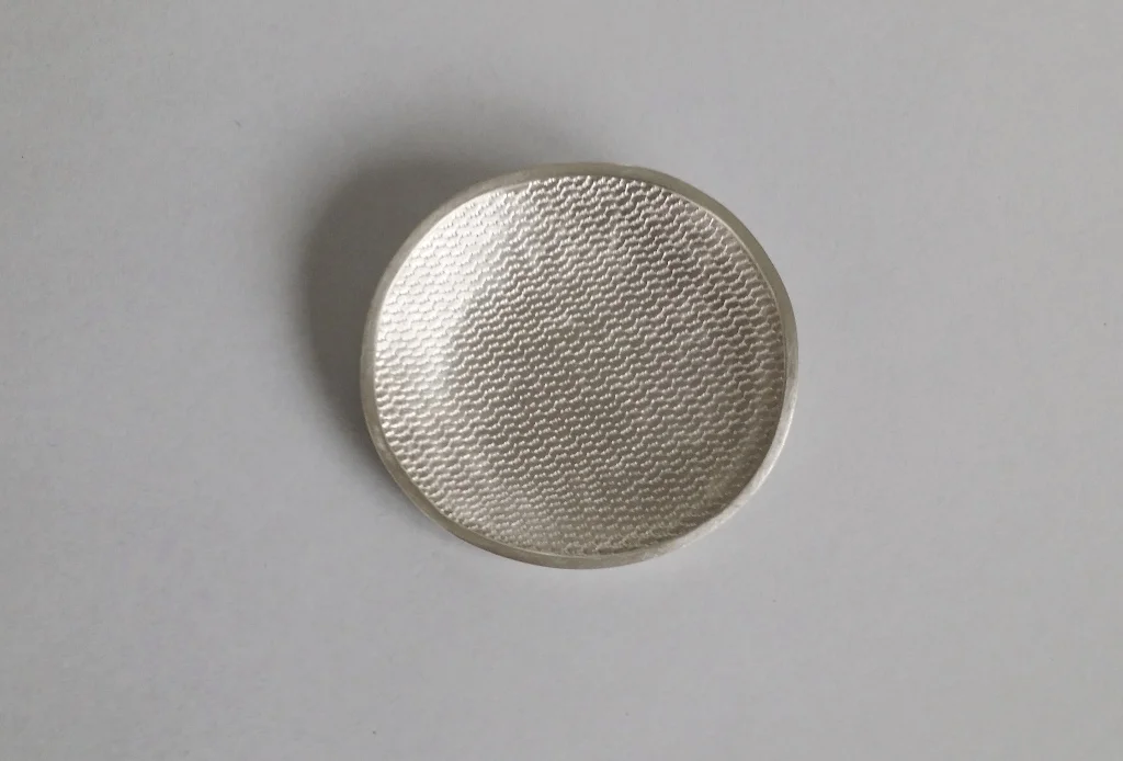 DLG-048 111 BroochTexturedConcave.jpg