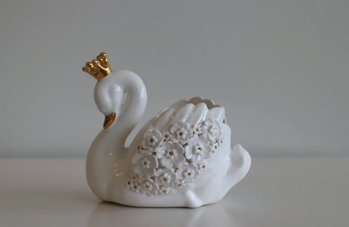Swan with Crown