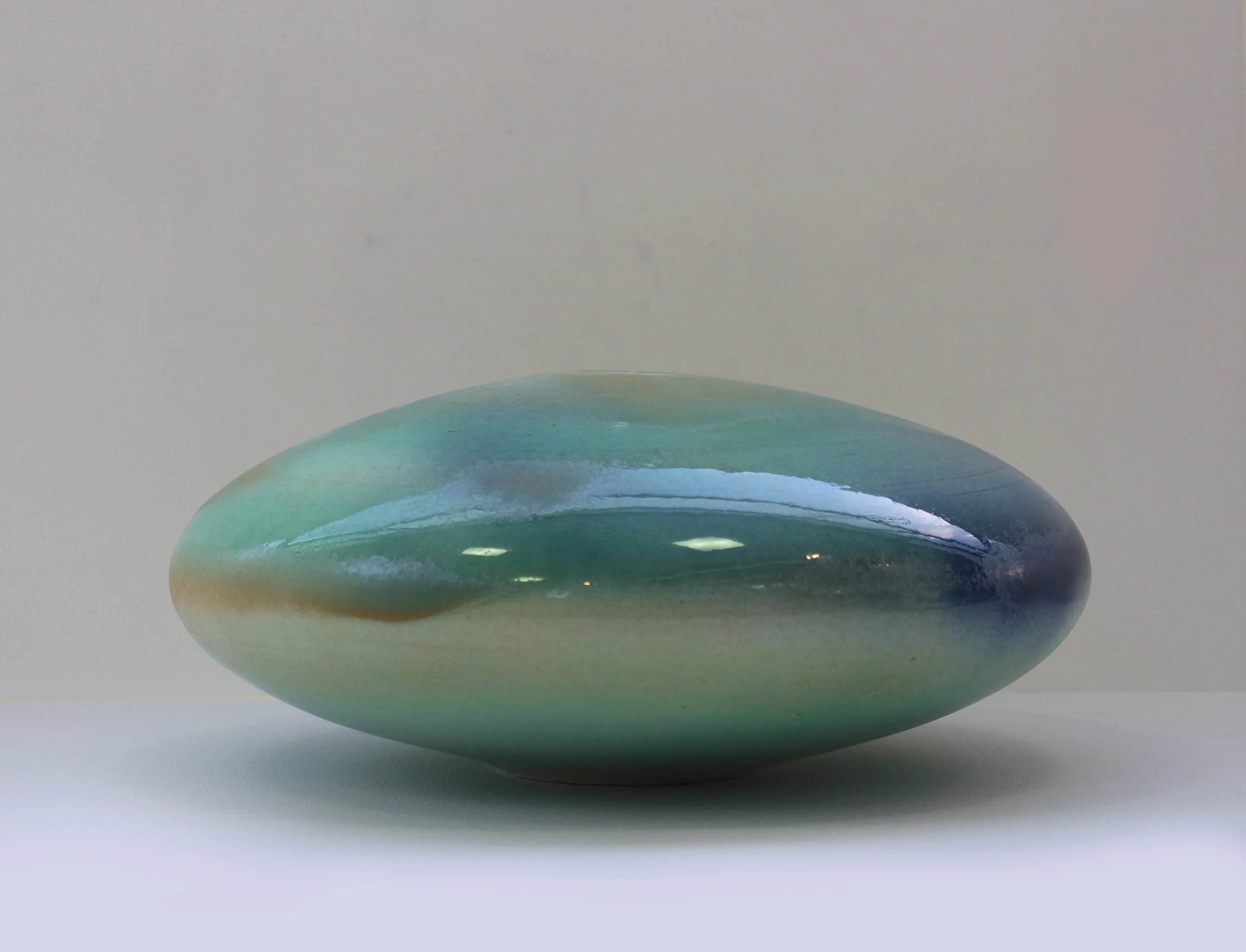 peter-collis-flat-vessell-artform