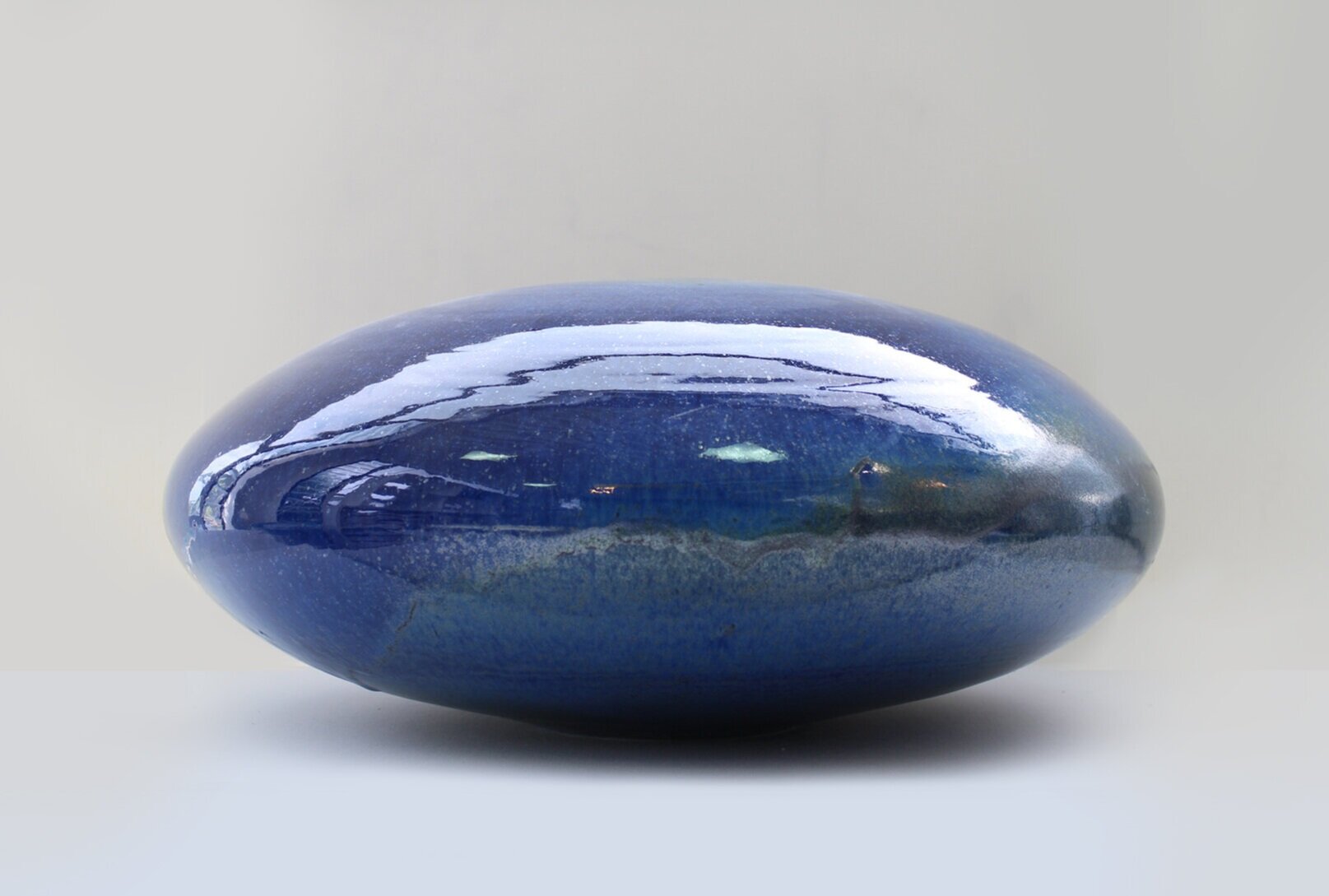 peter-collis-artform-flat-vessell