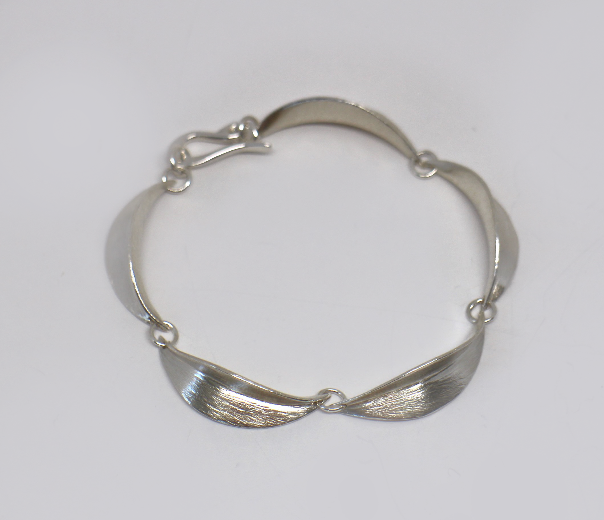 3 - KIS301 - edit .png