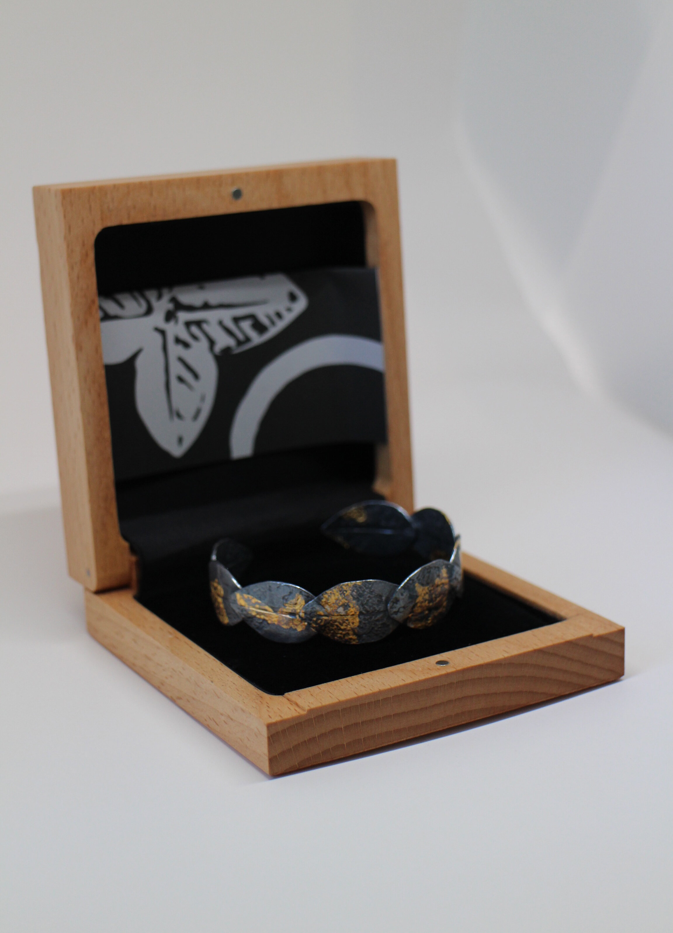 Pohutakawa Leaf Cuff