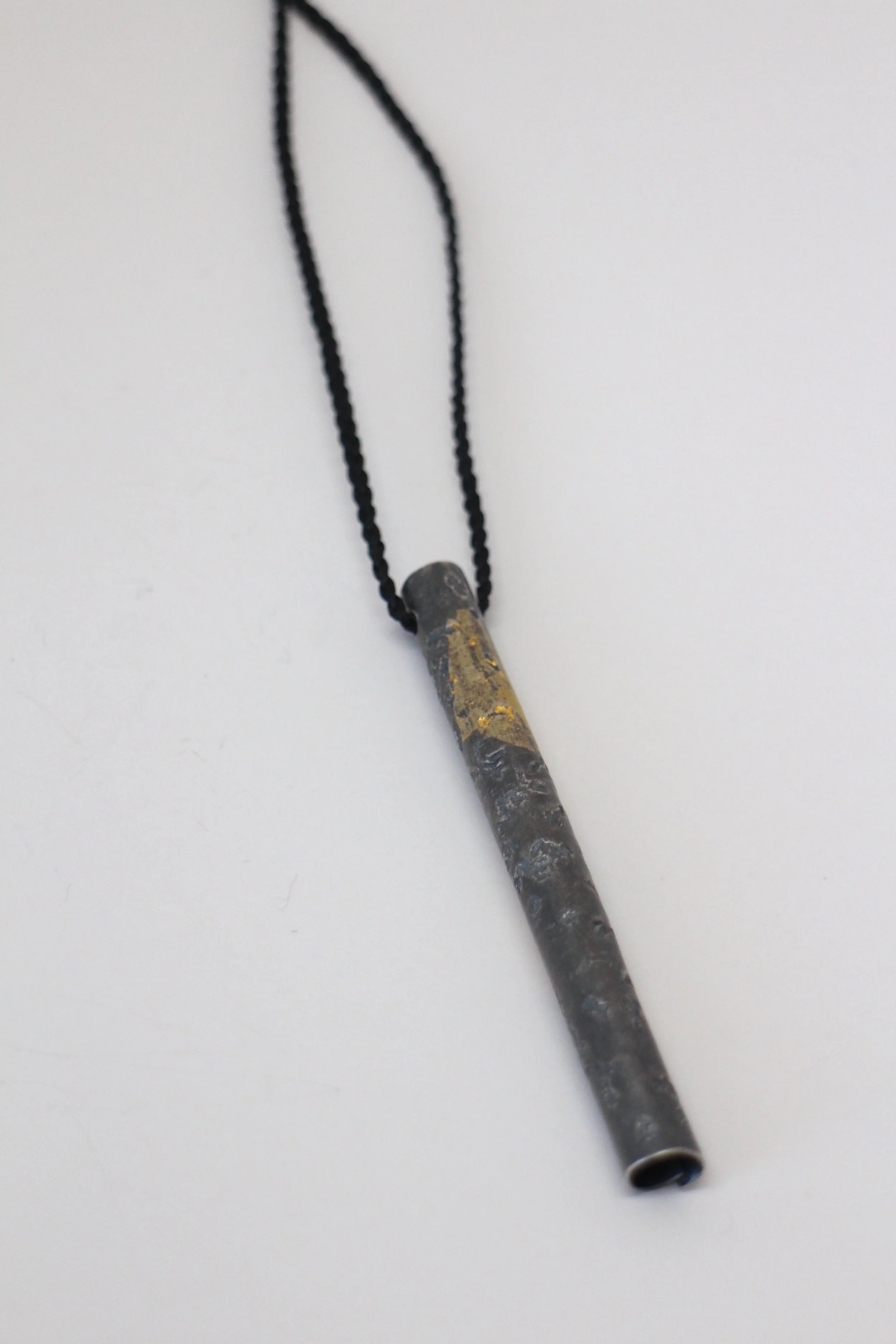 artform-necklace-sally-herbert