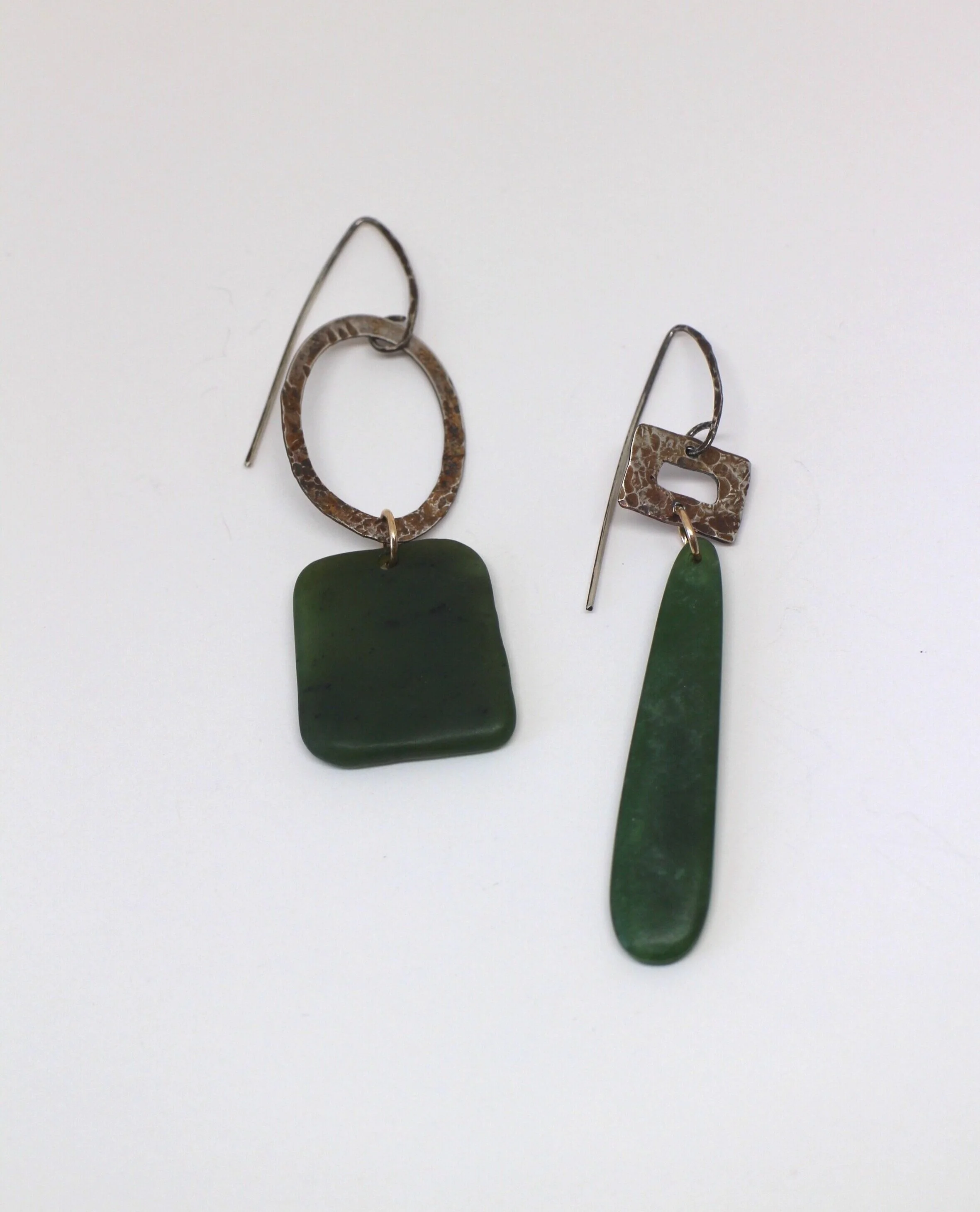 hokitika-earrings-beatrice-carlson-artform
