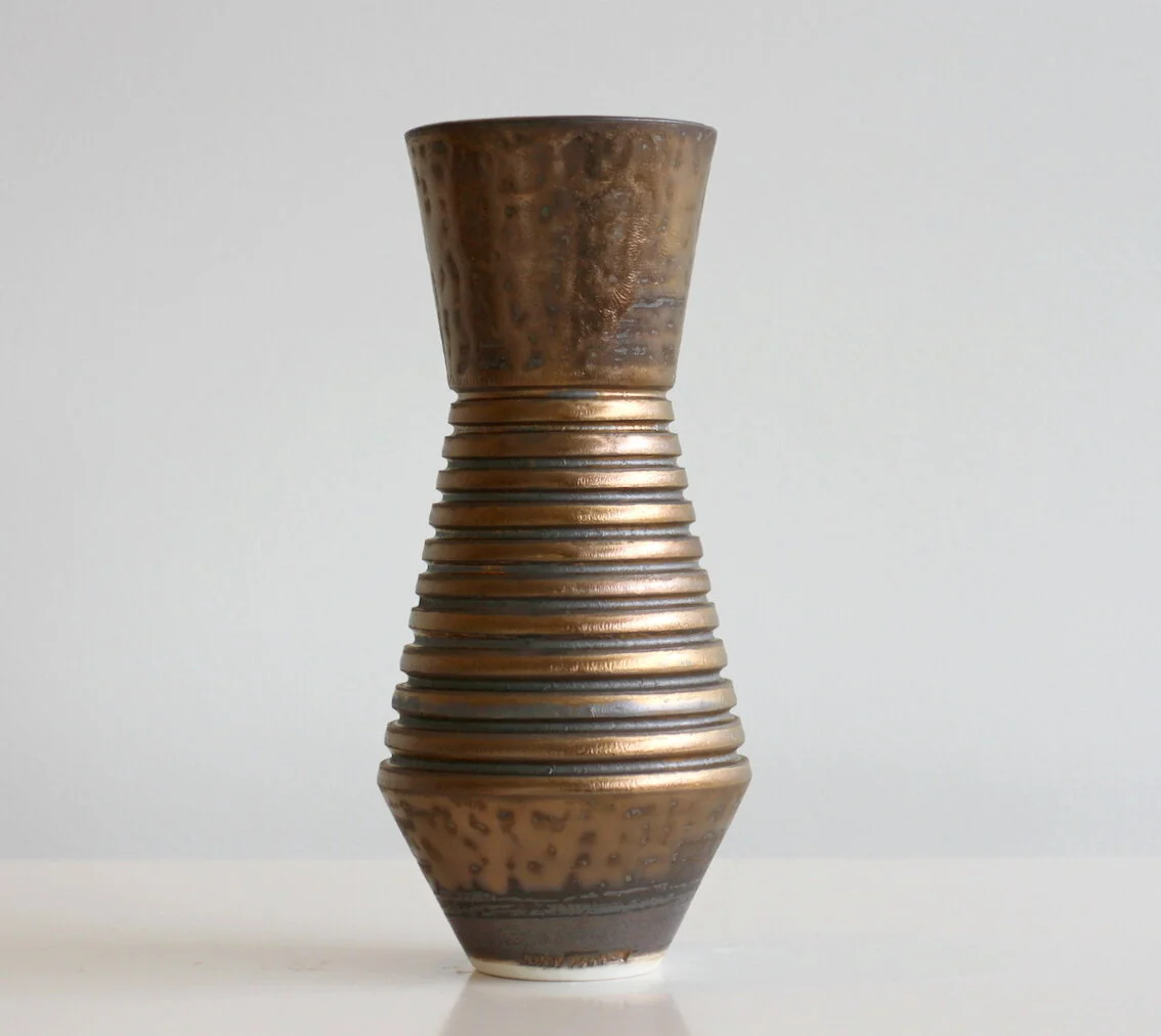 john-parker-gold-grooved-vessel-artform